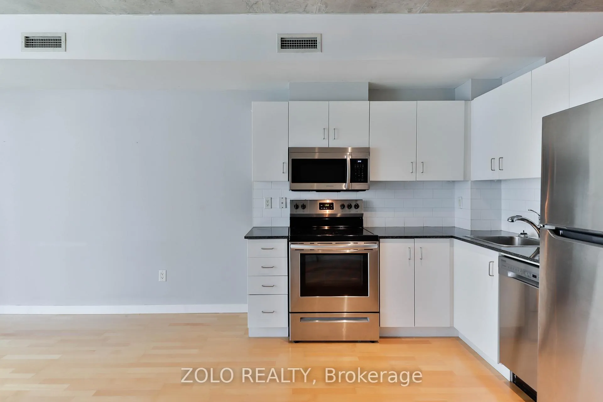 Photo 10 of Unit 709, 285 Mutual Street, Toronto, Church-Yonge Corridor — HOMEH