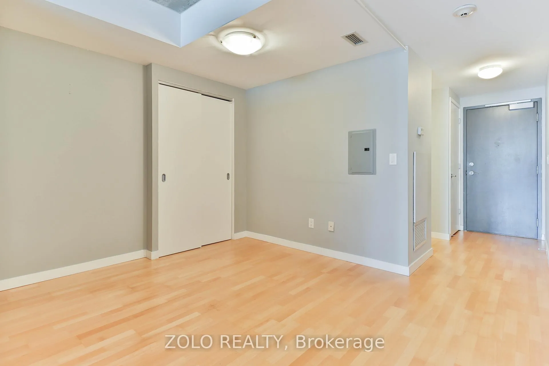Photo 17 of Unit 709, 285 Mutual Street, Toronto, Church-Yonge Corridor — HOMEH