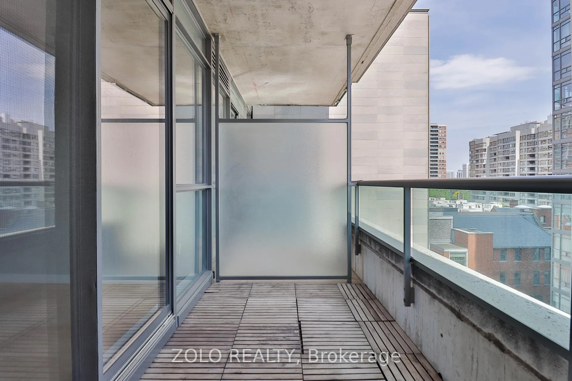 Photo 19 of Unit 709, 285 Mutual Street, Toronto, Church-Yonge Corridor — HOMEH