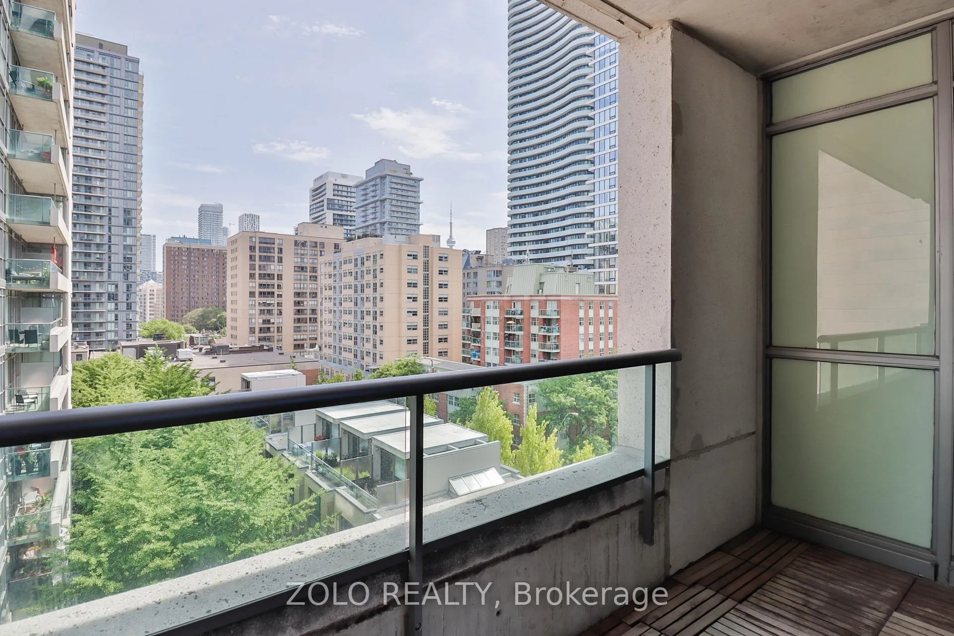 Photo 21 of Unit 709, 285 Mutual Street, Toronto, Church-Yonge Corridor — HOMEH