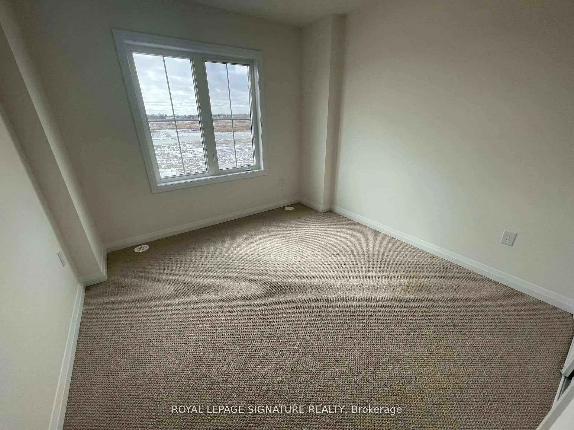 Photo 27 of 1 Granville Crescent, Haldimand — HOMEH