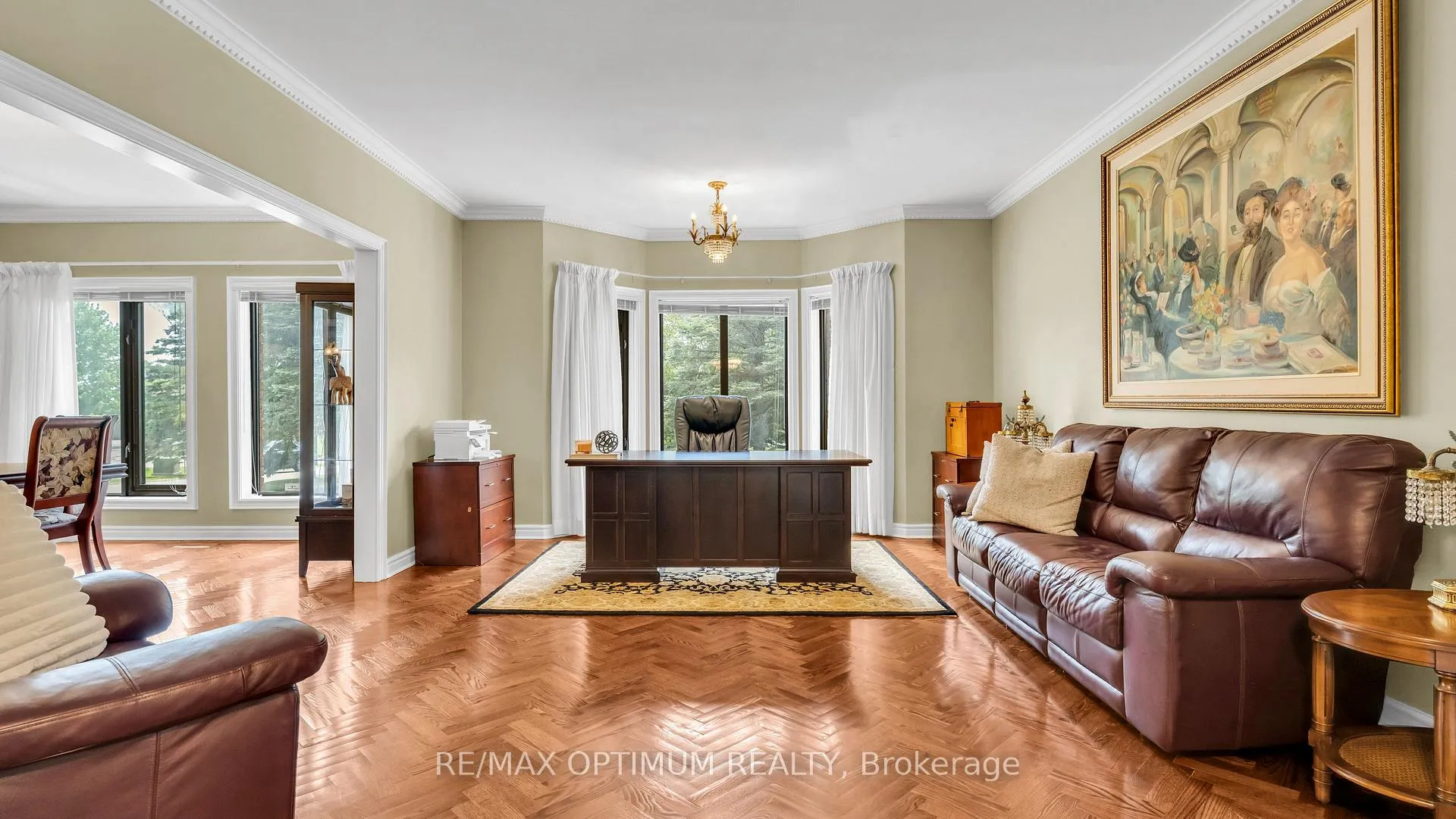 Photo 8 of 37 Fenton Way, Brampton, Toronto Gore Rural Estate — HOMEH