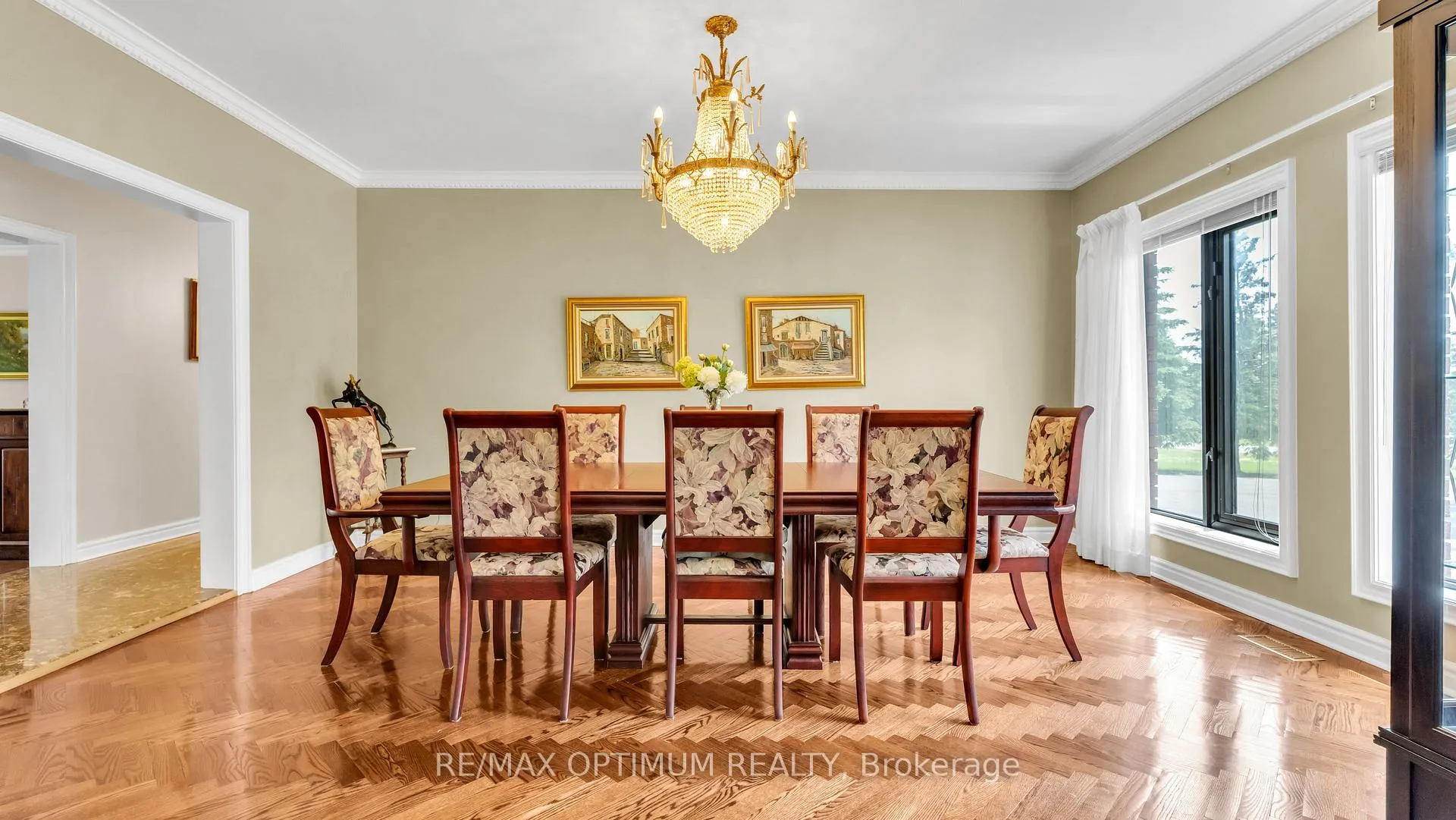 Photo 9 of 37 Fenton Way, Brampton, Toronto Gore Rural Estate — HOMEH
