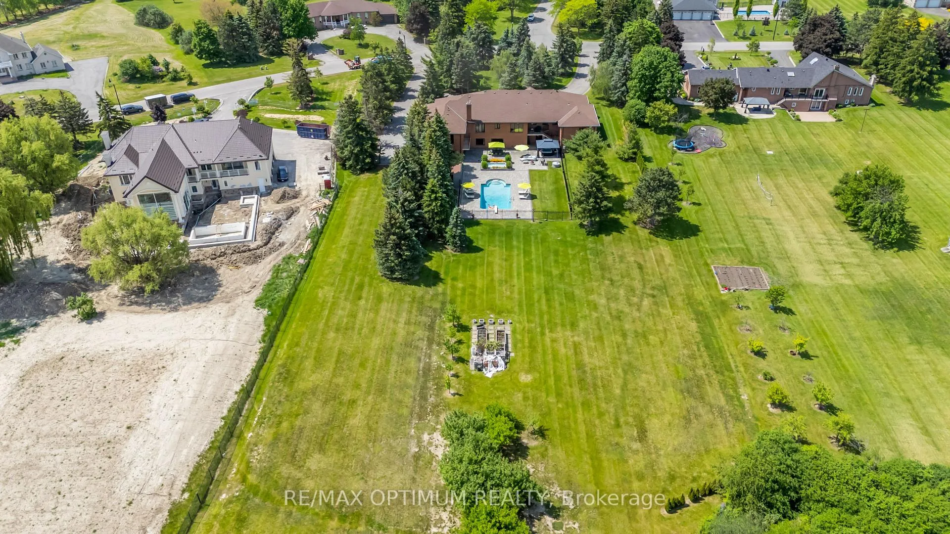 Photo 39 of 37 Fenton Way, Brampton, Toronto Gore Rural Estate — HOMEH