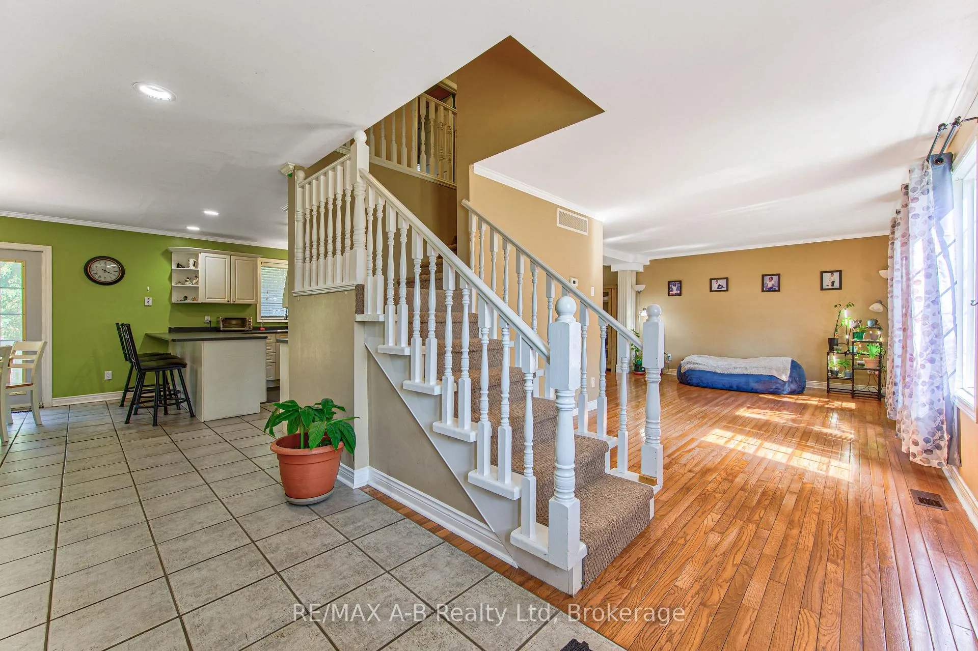 Photo 5 of 3968 Wilson Street, Perth East, Shakespeare — HOMEH