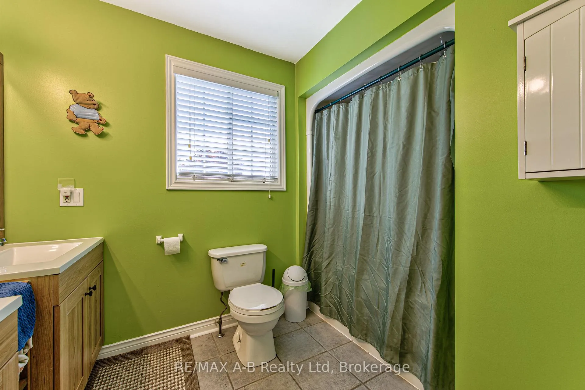 Photo 24 of 3968 Wilson Street, Perth East, Shakespeare — HOMEH
