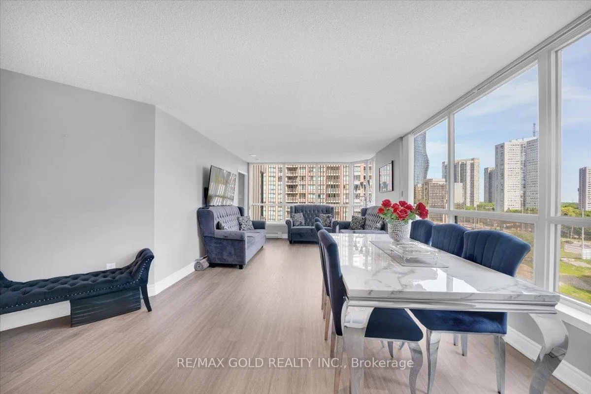 Photo 14 of Unit 805, 55 Elm Drive W, Mississauga, City Centre — HOMEH