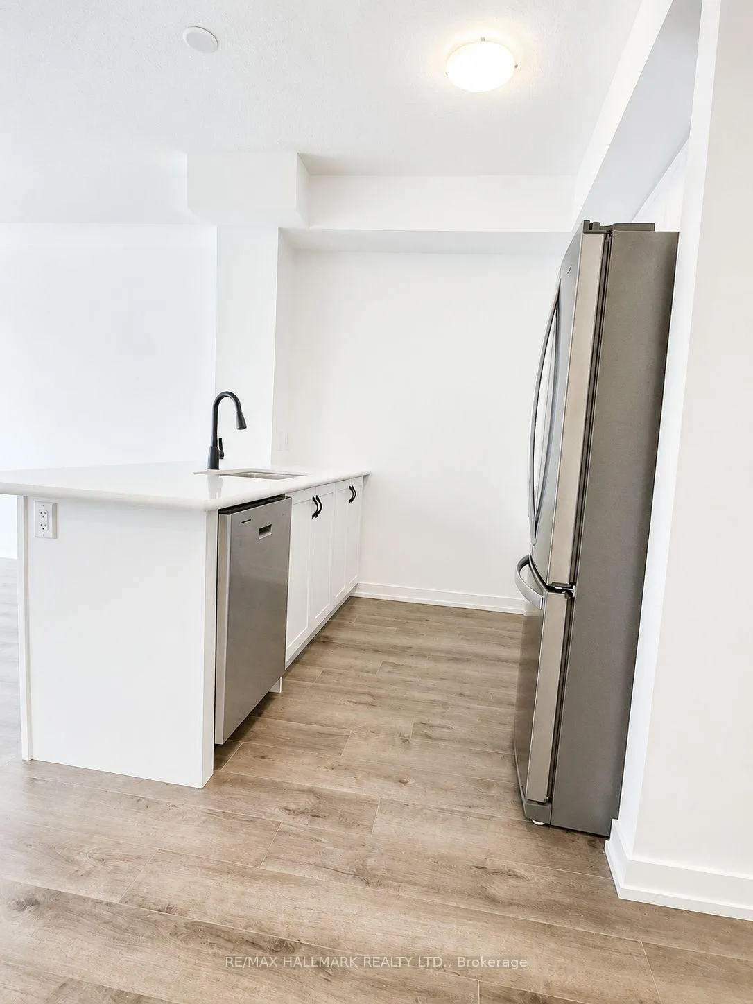 Photo 3 of Unit #226, 470 Dundas Street E, Hamilton, Waterdown — HOMEH
