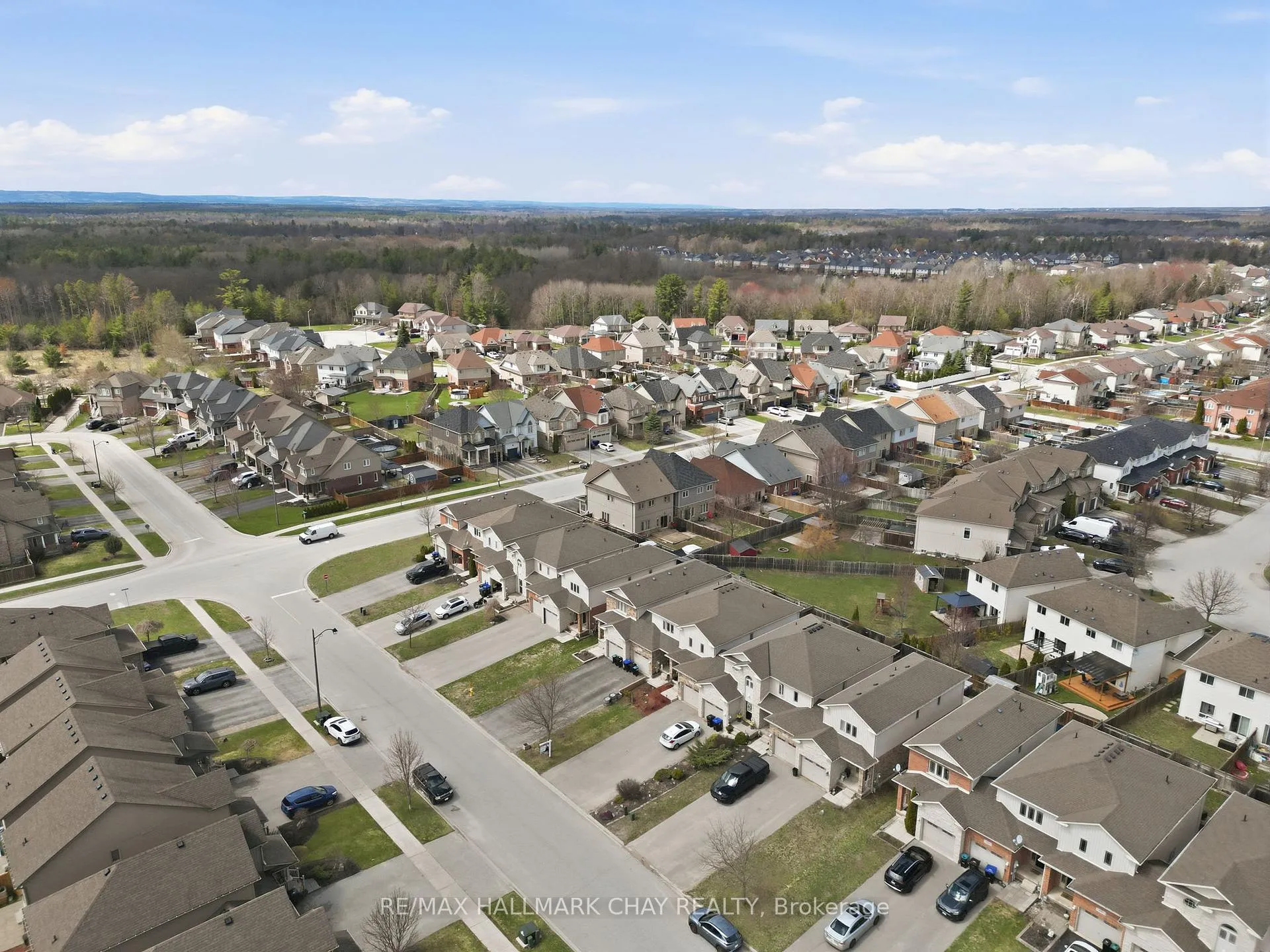 Photo 30 of 215 Banting Crescent, Essa, Angus — HOMEH