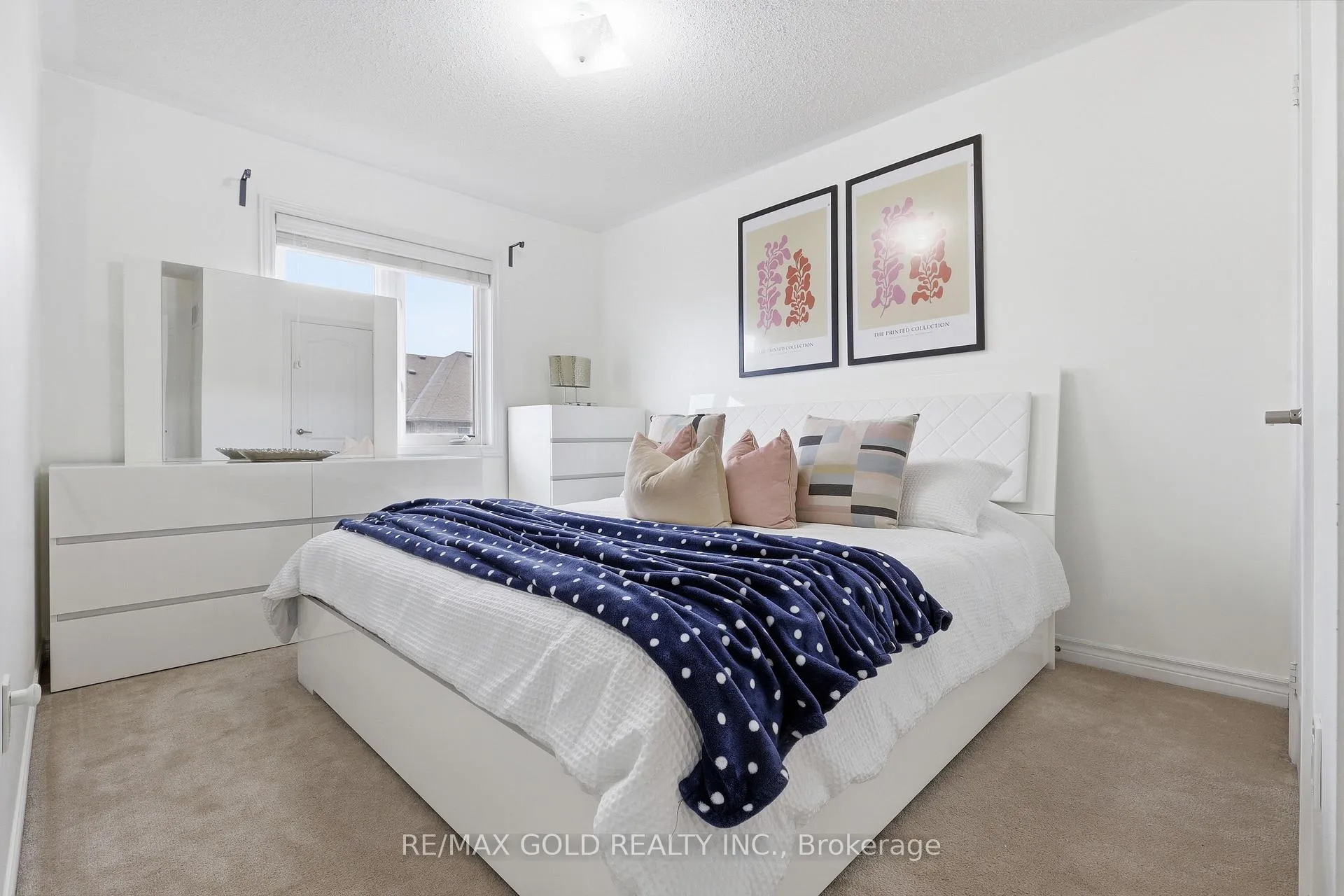 Photo 18 of 43 Hatton Court, Brampton, Credit Valley — HOMEH