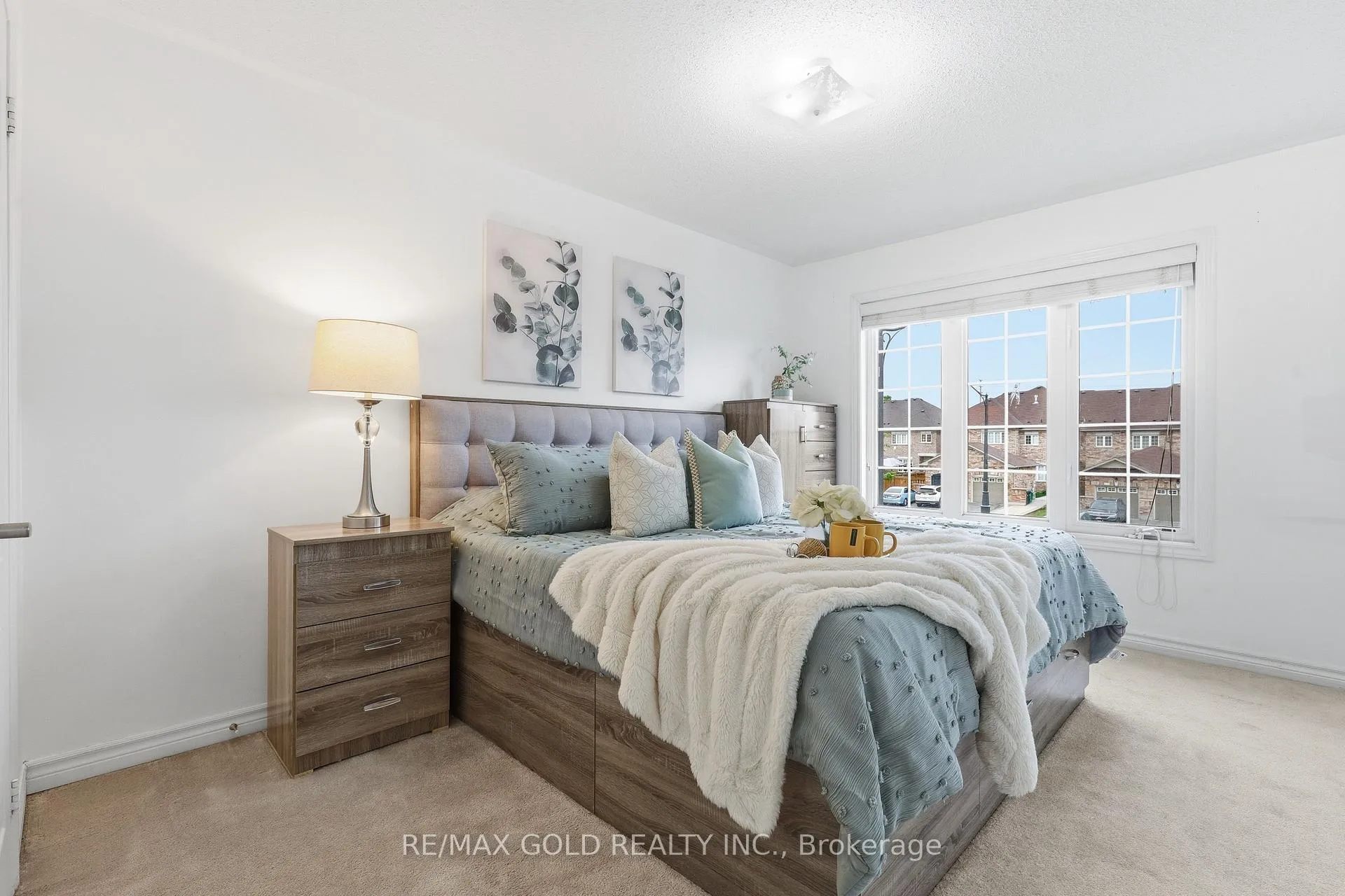 Photo 22 of 43 Hatton Court, Brampton, Credit Valley — HOMEH