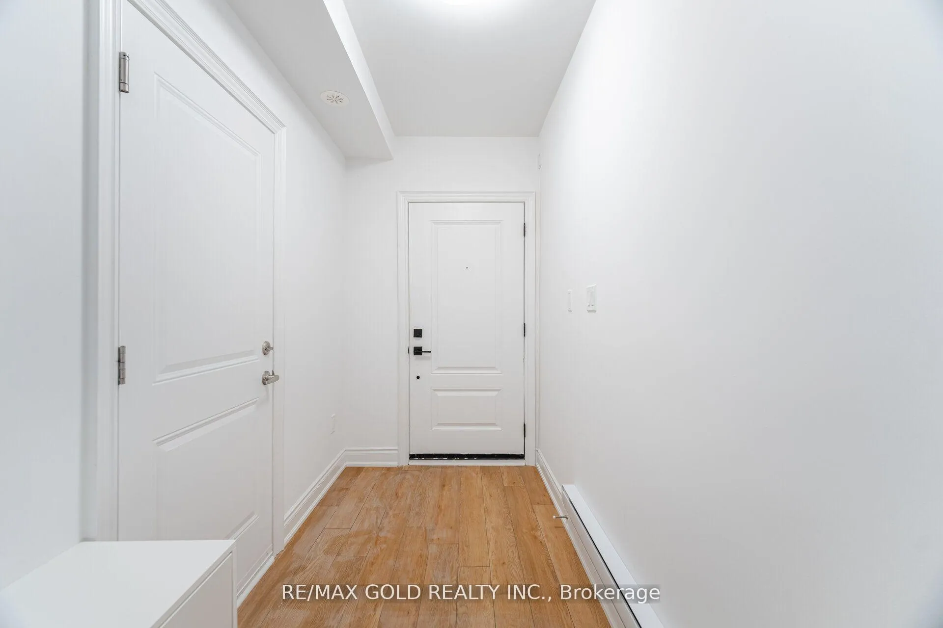 Photo 4 of Unit 172, 56 Lunar Crescent, Mississauga, Streetsville — HOMEH