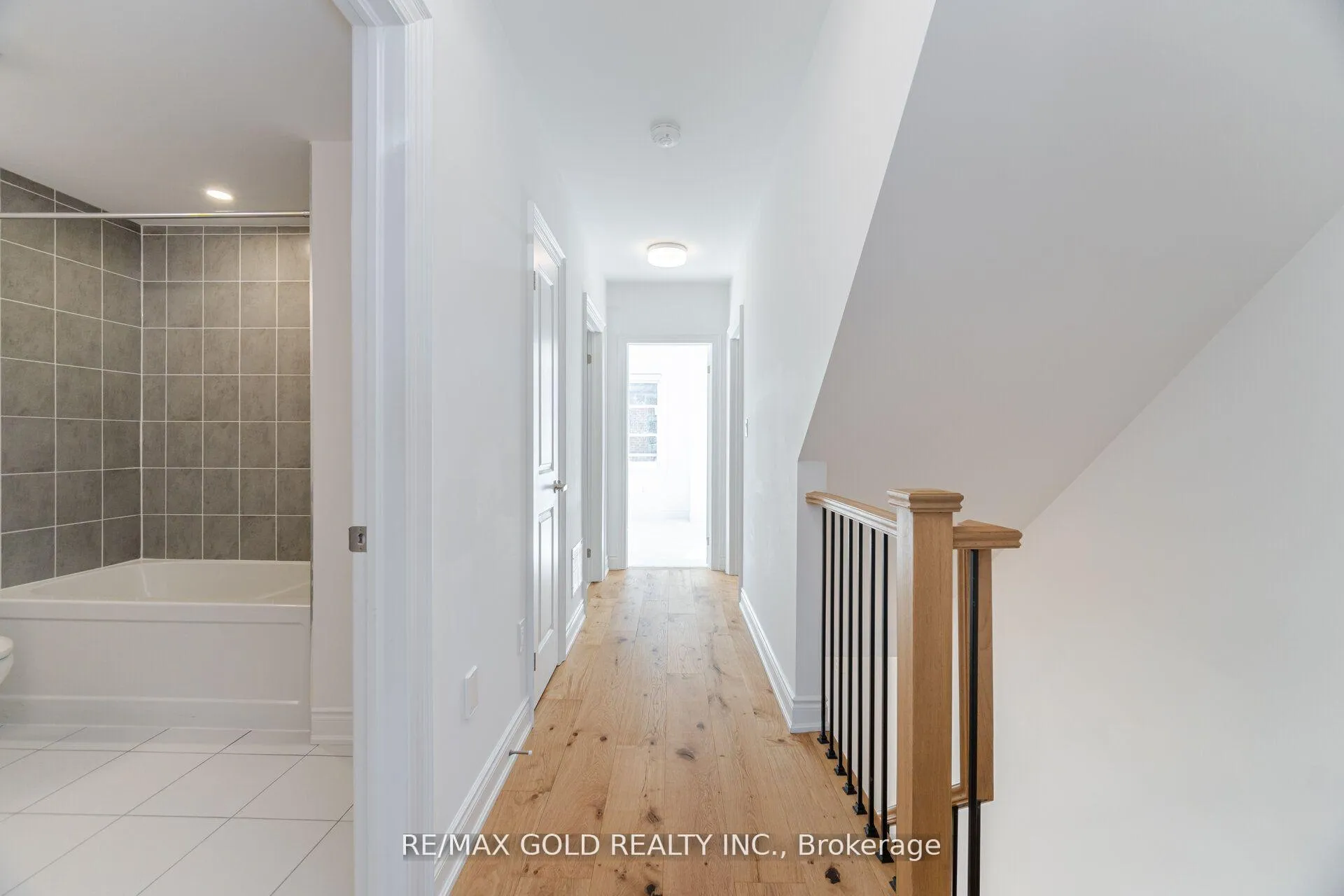 Photo 14 of Unit 172, 56 Lunar Crescent, Mississauga, Streetsville — HOMEH
