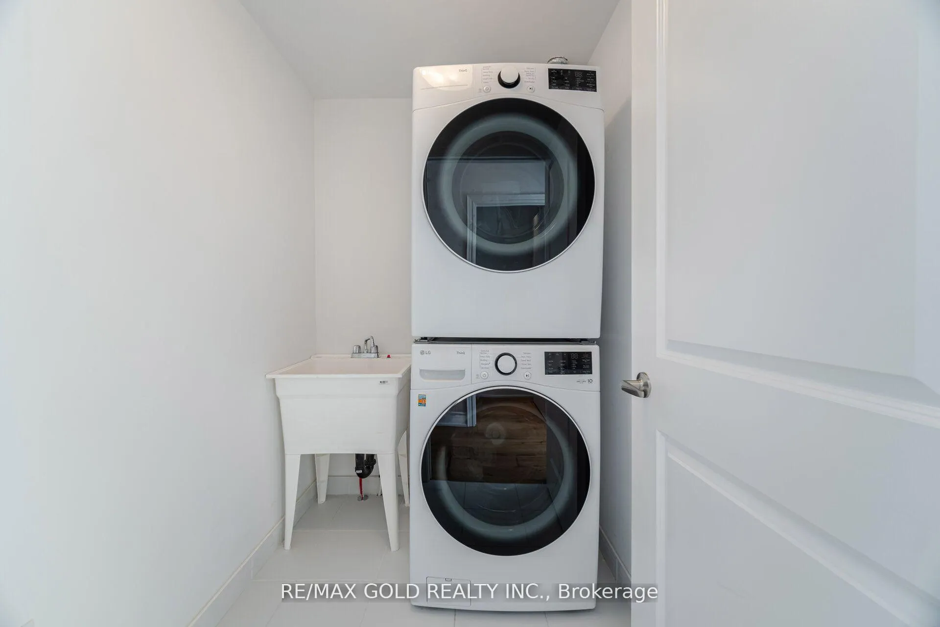 Photo 18 of Unit 172, 56 Lunar Crescent, Mississauga, Streetsville — HOMEH