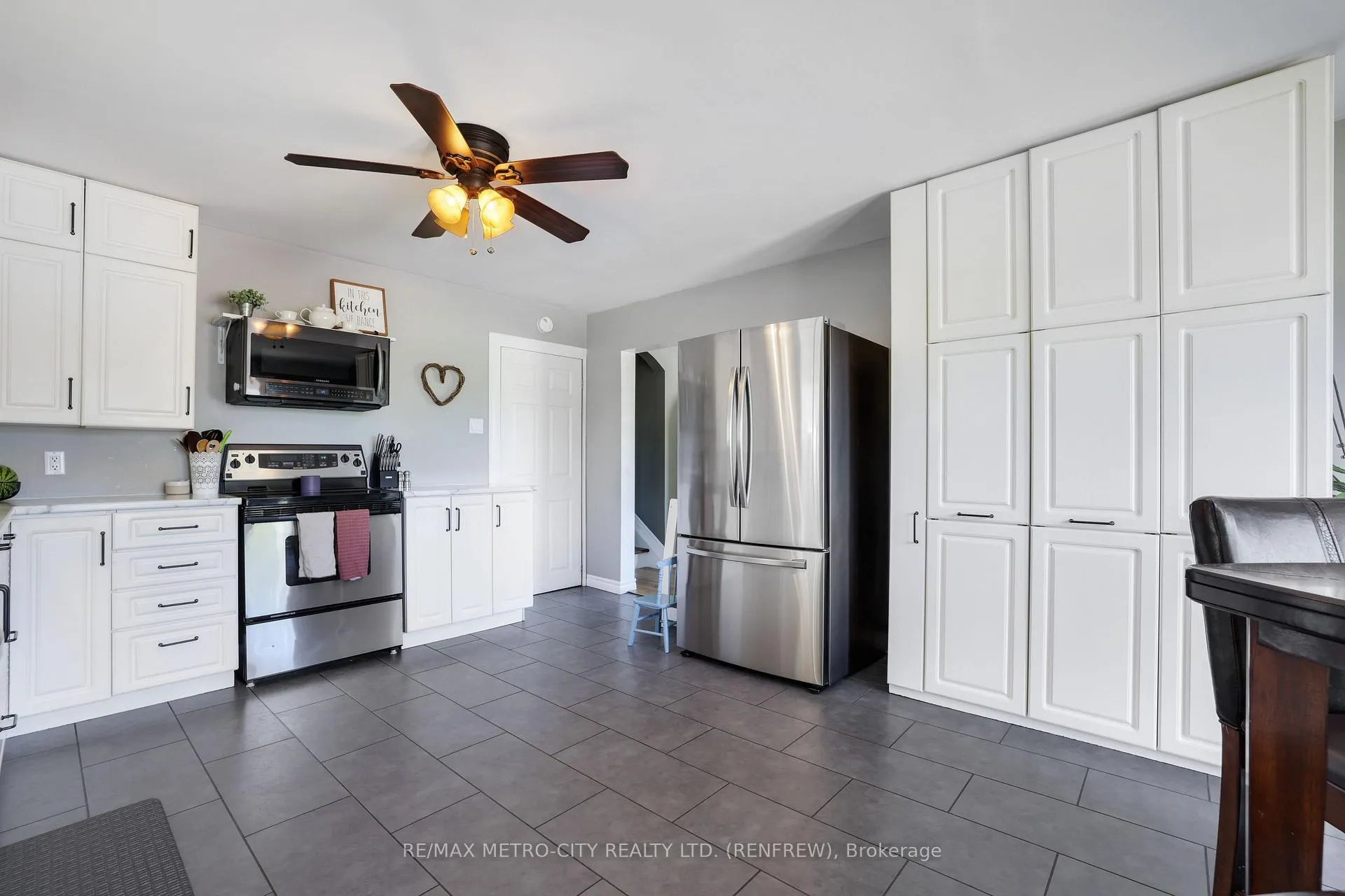 Photo 6 of 8 Fennessy Lane, Admaston/Bromley, Admaston/Bromley — HOMEH