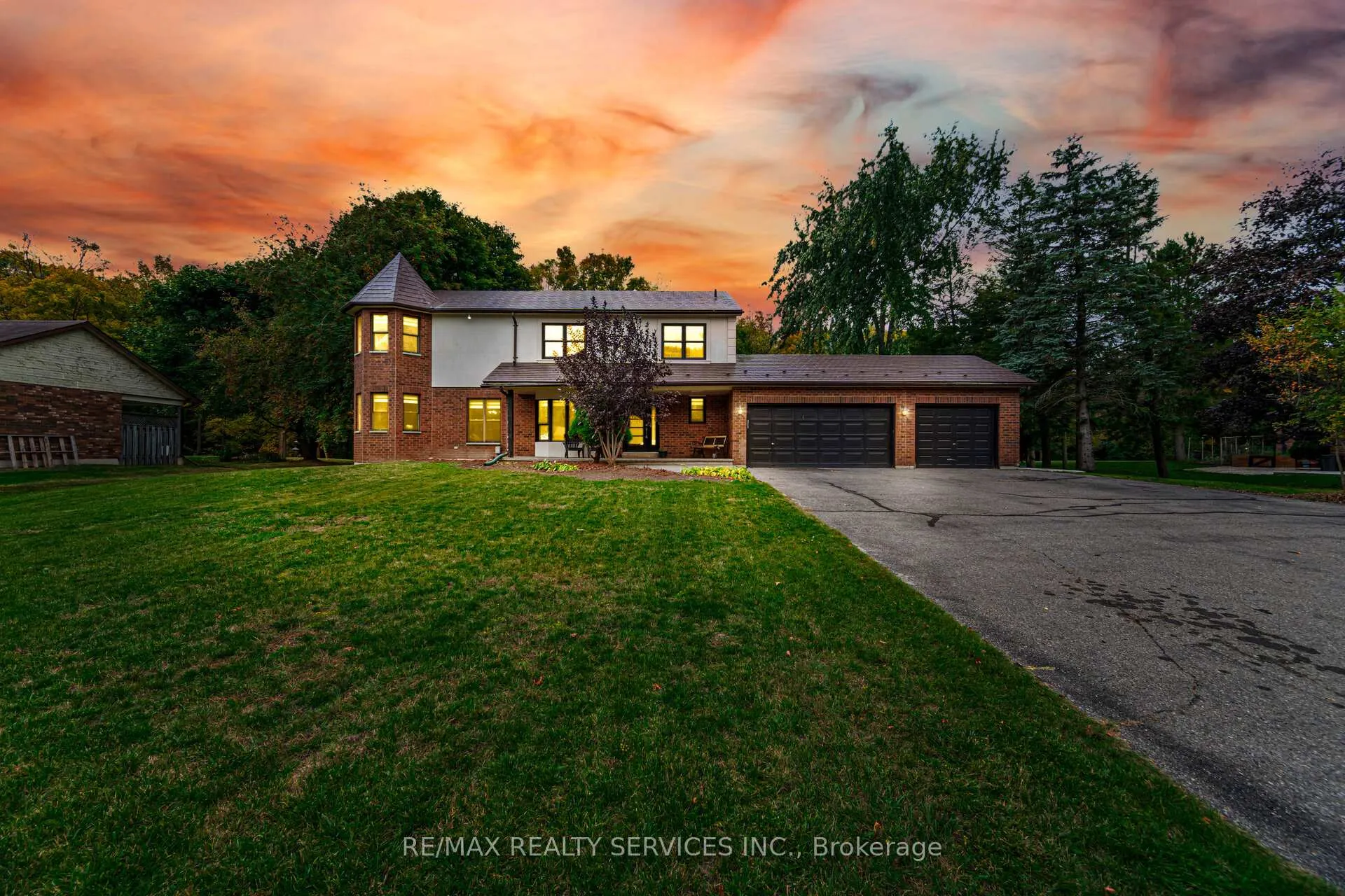 Photo 1 of 14 Snowberry Court, Caledon, Caledon Village — HOMEH