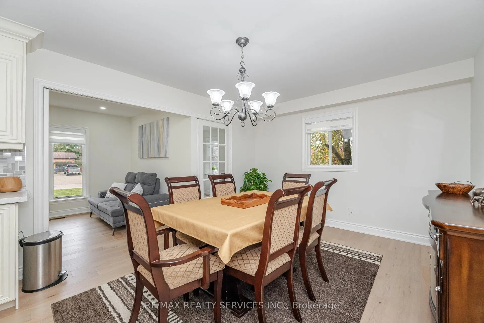 Photo 9 of 14 Snowberry Court, Caledon, Caledon Village — HOMEH