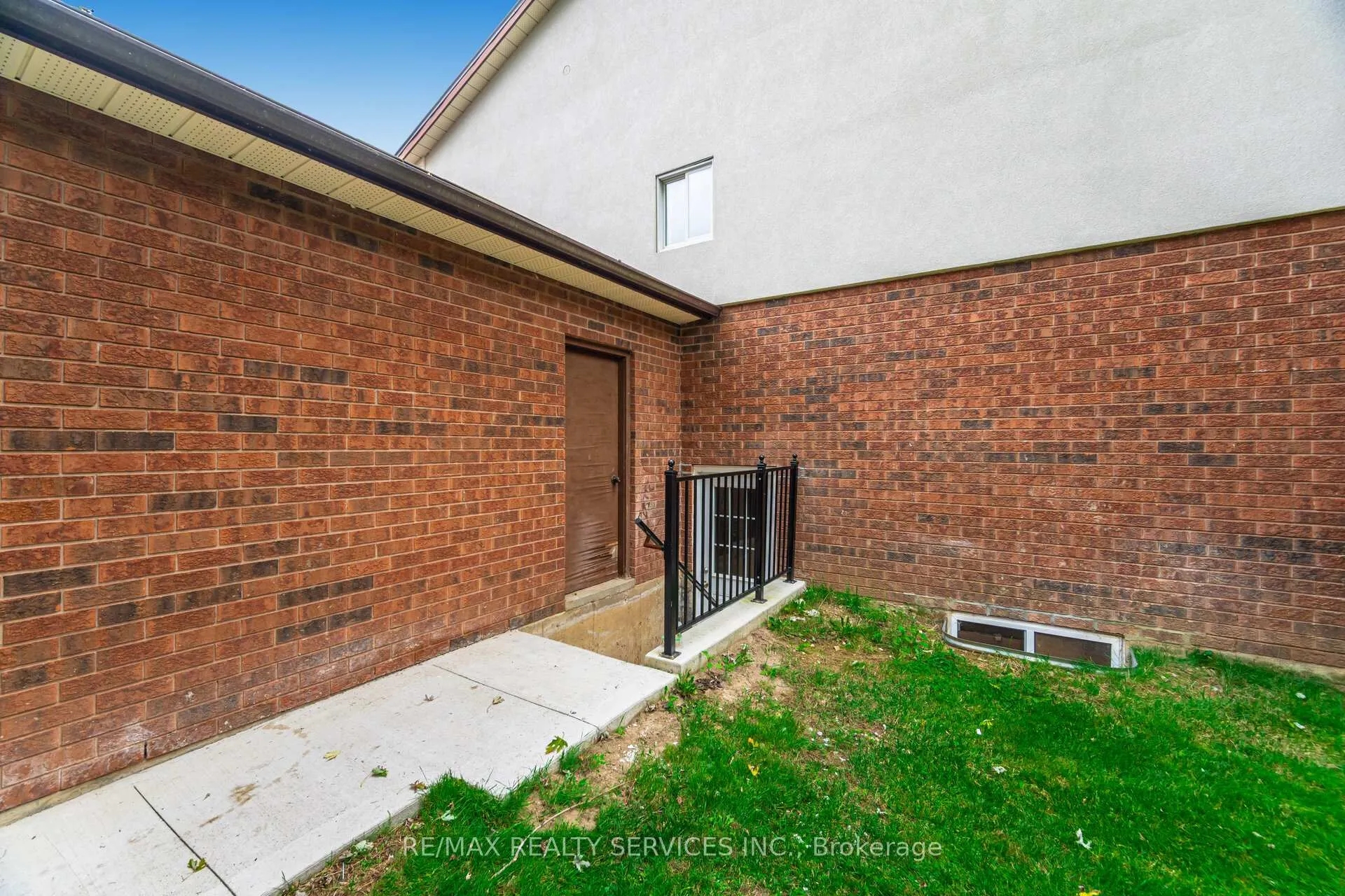 Photo 42 of 14 Snowberry Court, Caledon, Caledon Village — HOMEH