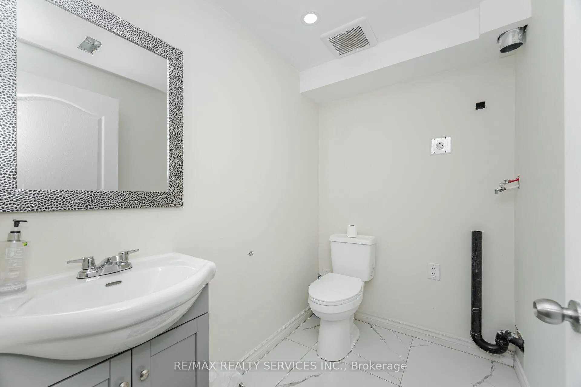 Photo 44 of 14 Snowberry Court, Caledon, Caledon Village — HOMEH