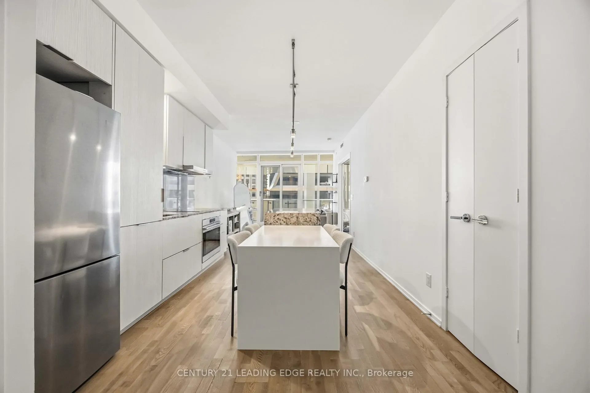 Photo 11 of Unit 3308, 1 Bloor Street E, Toronto, Church-Yonge Corridor — HOMEH