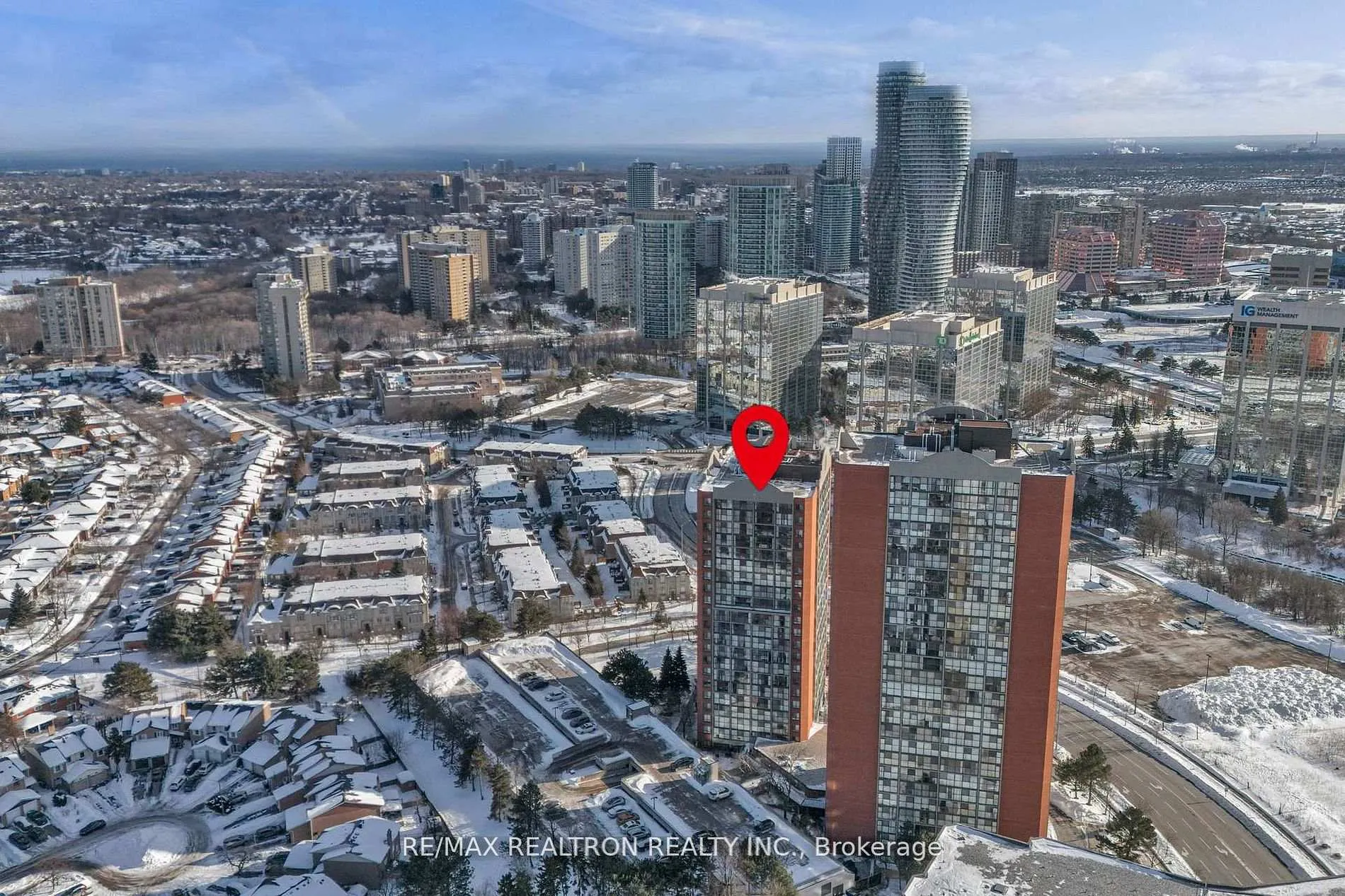 Photo 6 of Unit 1713, 4185 Shipp Drive, Mississauga, City Centre — HOMEH