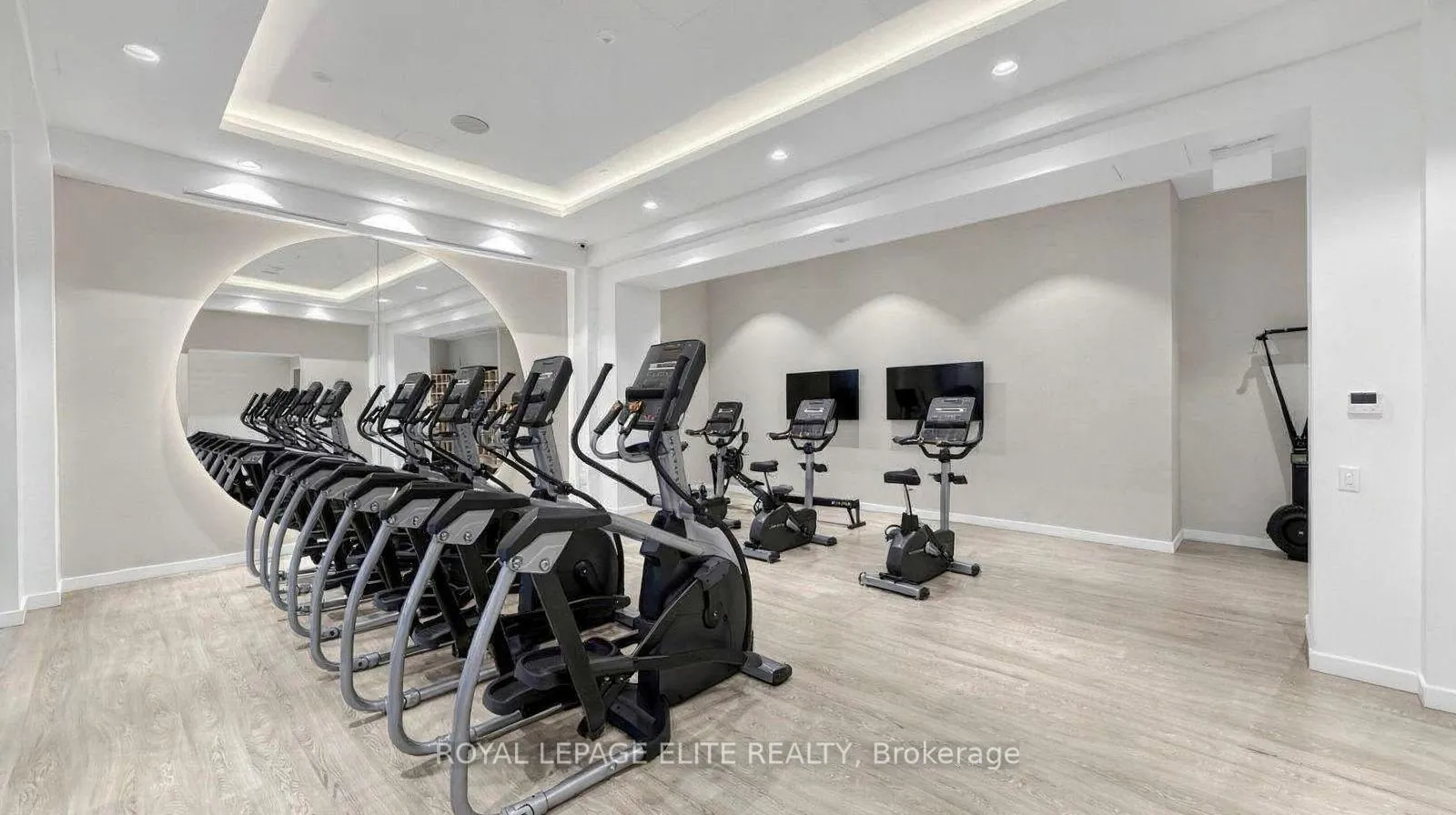 Photo 2 of Unit 212, 3009 Novar Road, Mississauga, Cooksville — HOMEH