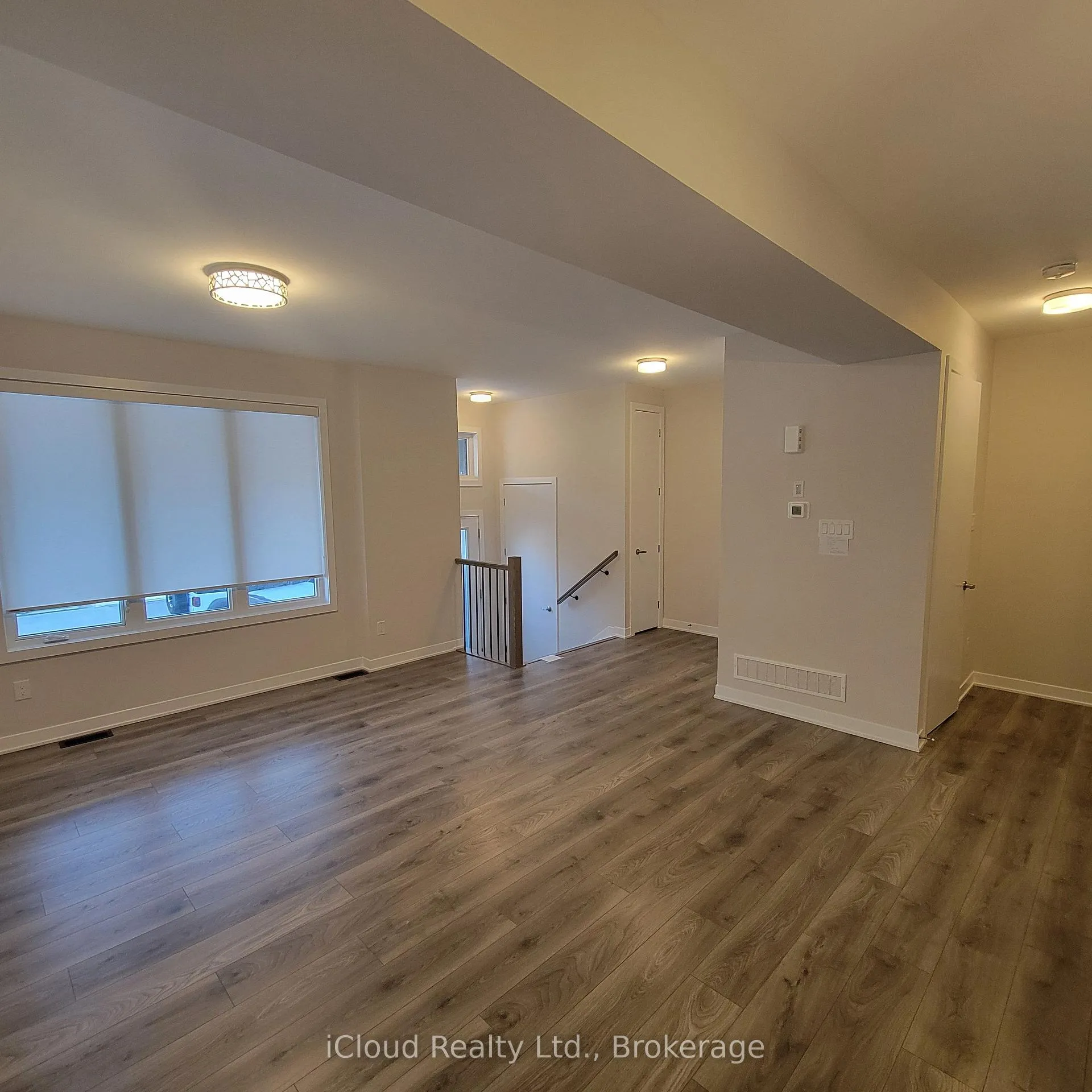 Photo 4 of 318 Catsfoot Walk, Ottawa, Barrhaven - Half Moon Bay — HOMEH