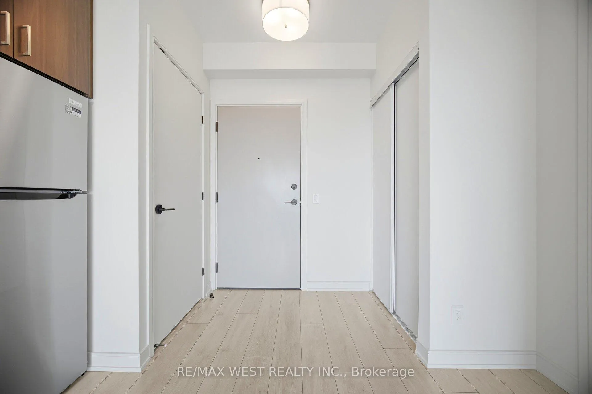 Photo 9 of Unit 1306, 8020 Derry Road, Milton, Coates — HOMEH