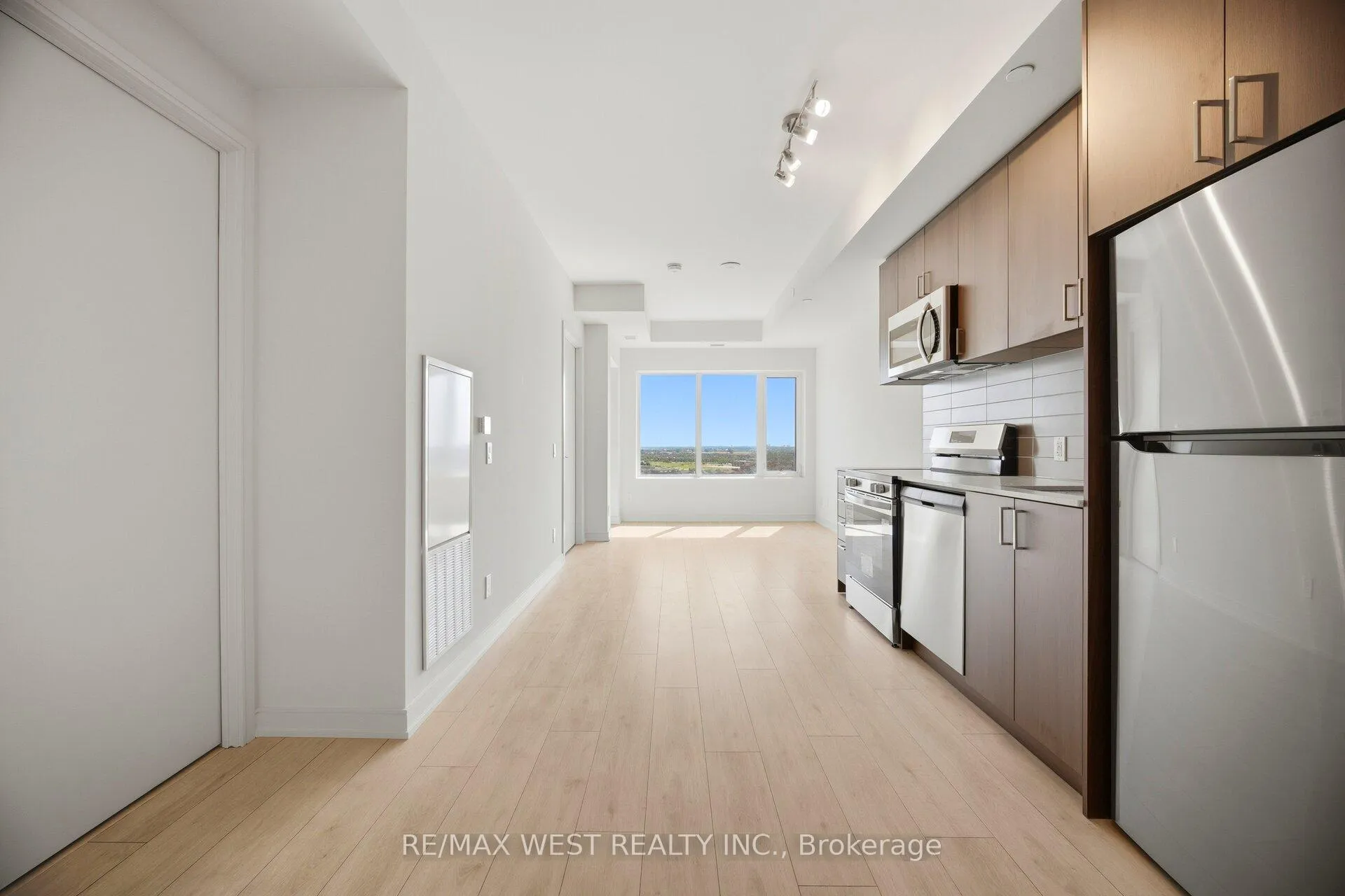 Photo 10 of Unit 1306, 8020 Derry Road, Milton, Coates — HOMEH