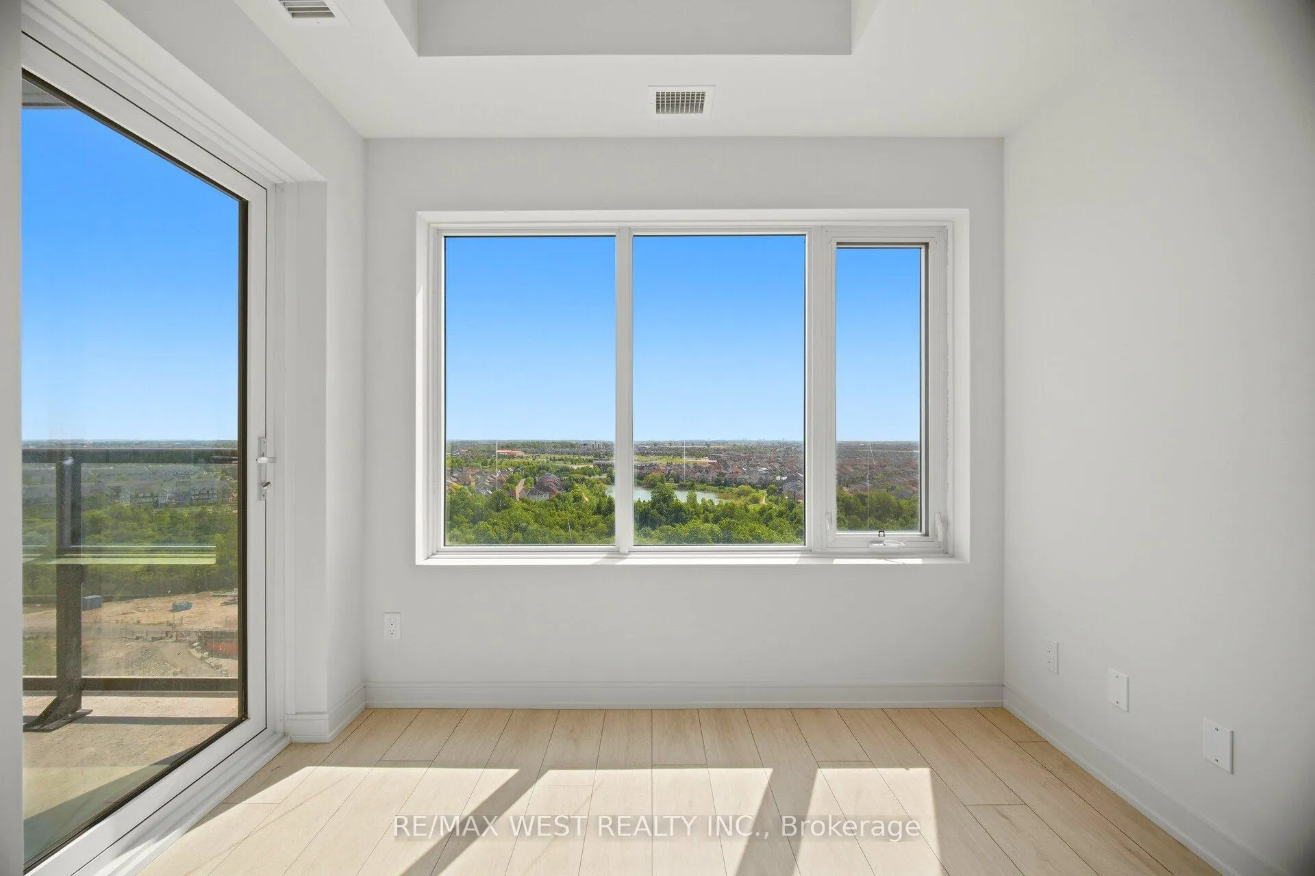 Photo 18 of Unit 1306, 8020 Derry Road, Milton, Coates — HOMEH