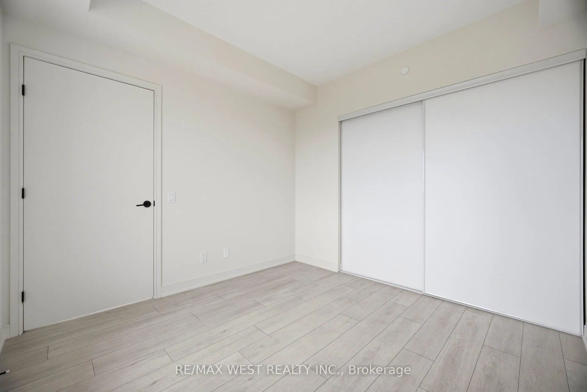 Photo 27 of Unit 1306, 8020 Derry Road, Milton, Coates — HOMEH