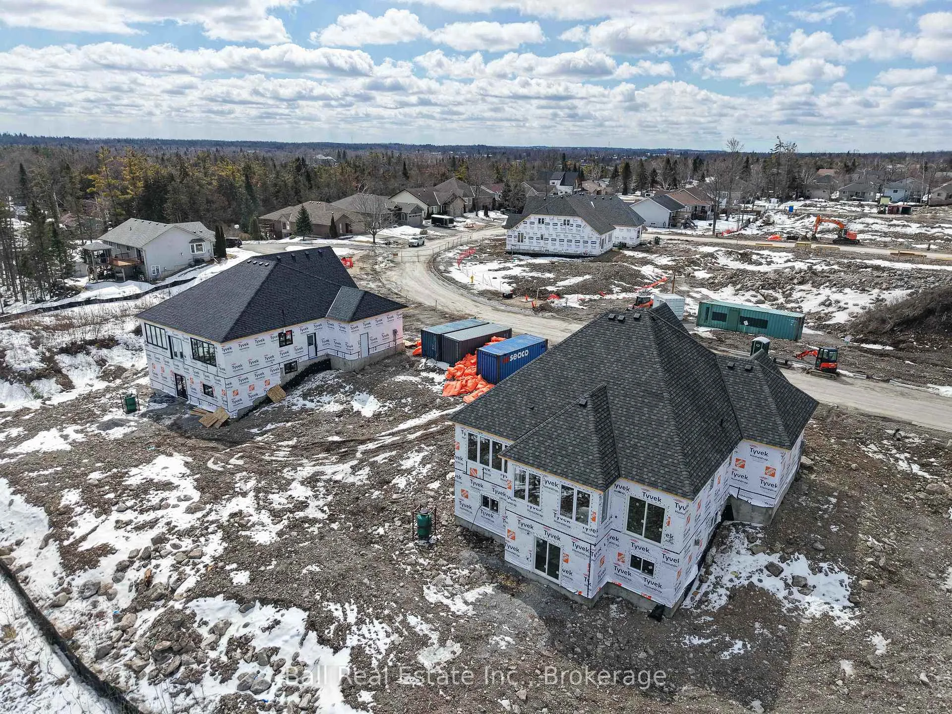Photo 22 of 43 Hemlock Crescent, Kawartha Lakes, Bobcaygeon — HOMEH