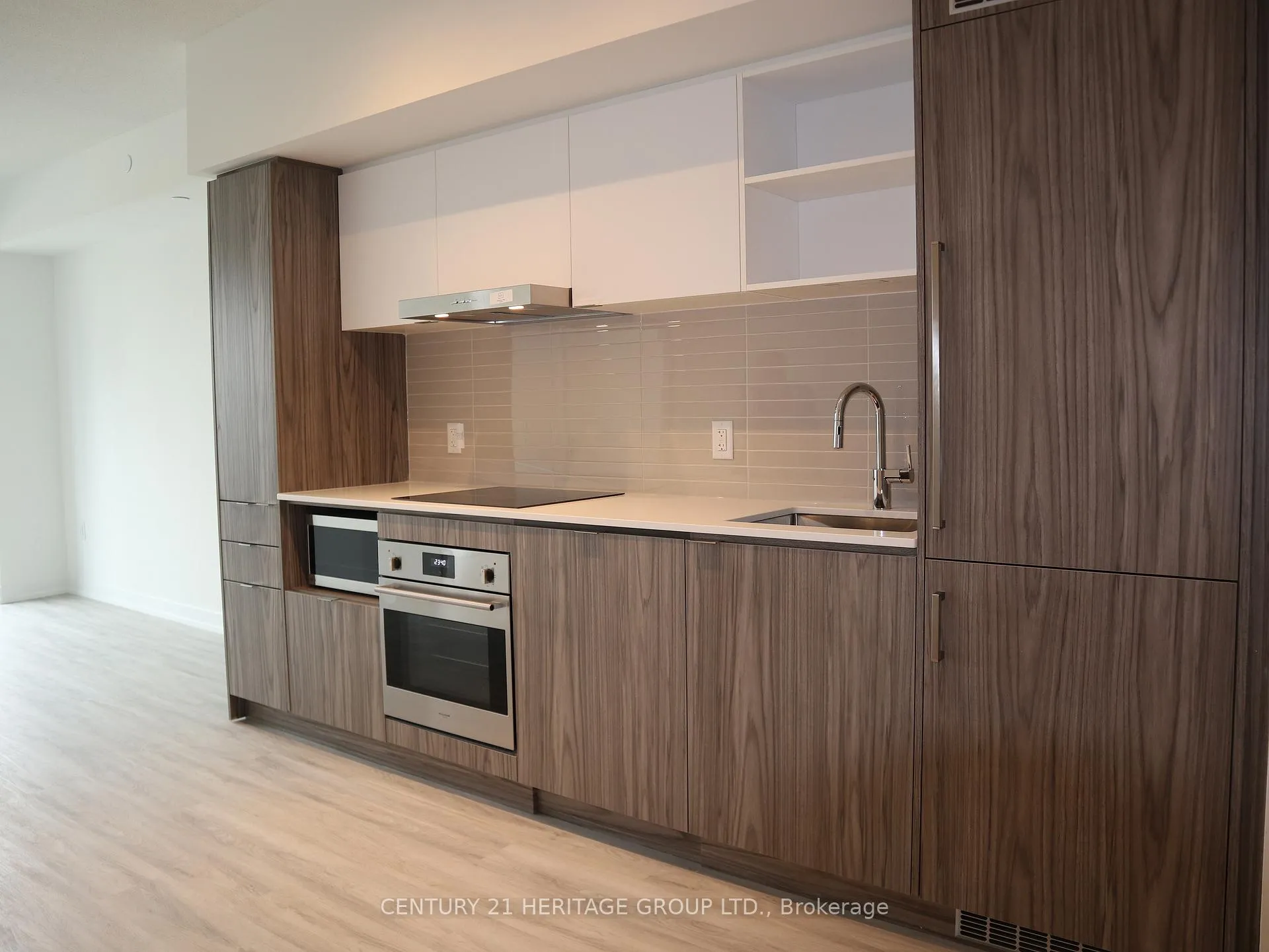 Photo 3 of Unit 1903, 55 Cooper Street, Toronto, Waterfront Communities — HOMEH