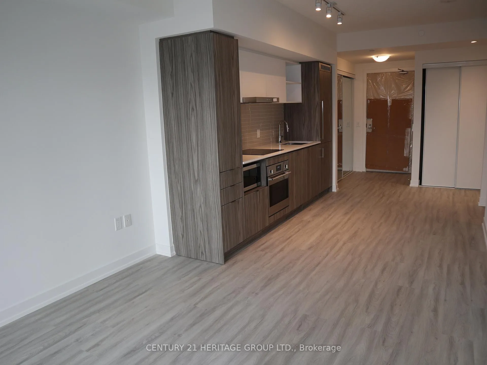 Photo 12 of Unit 1903, 55 Cooper Street, Toronto, Waterfront Communities — HOMEH