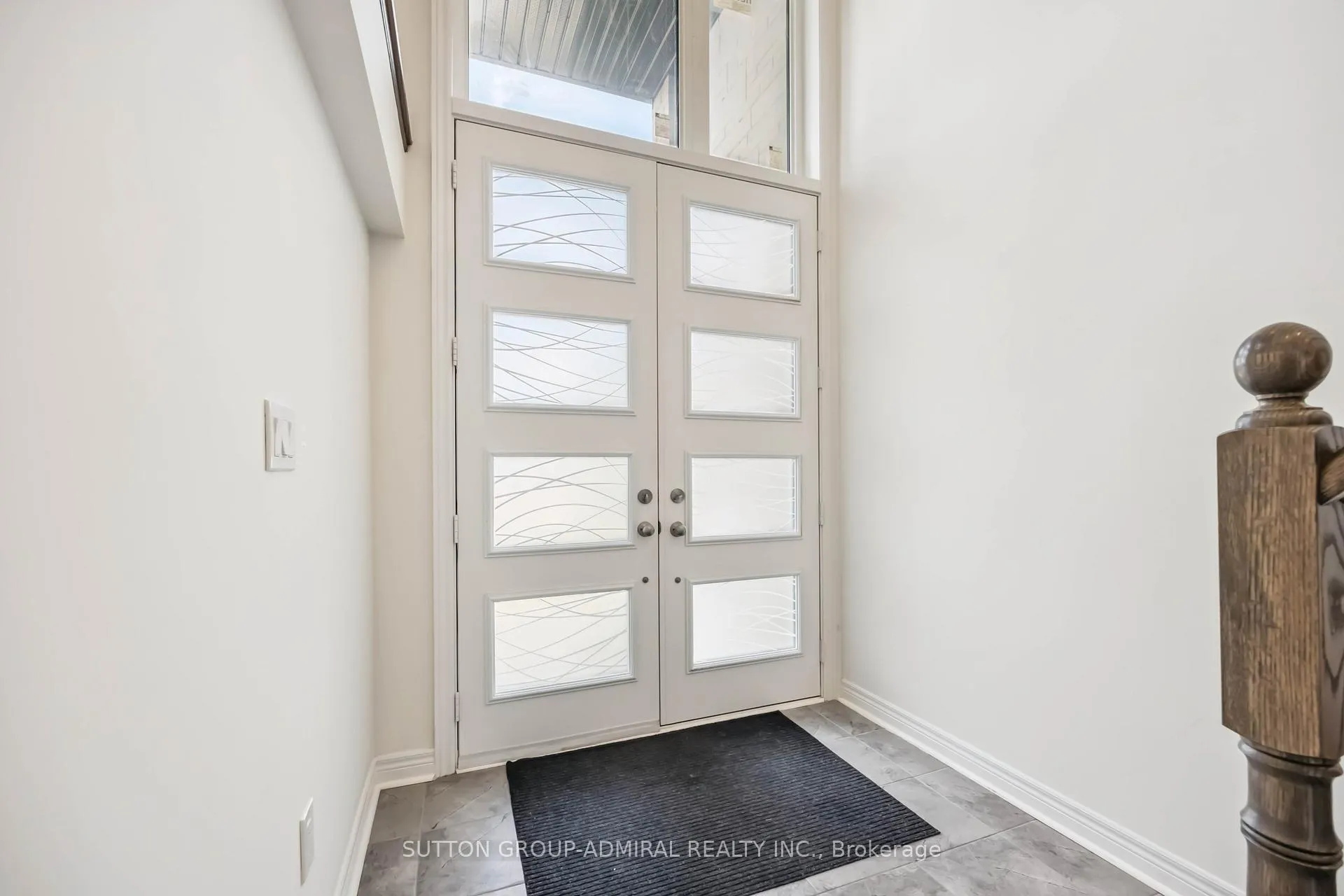 Photo 3 of 107 Lebovic Campus Drive, Vaughan, Patterson — HOMEH