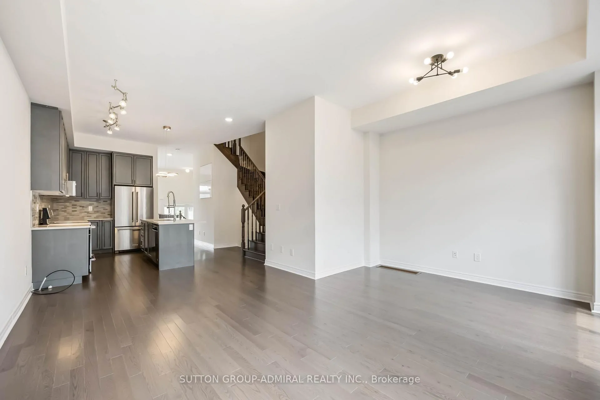 Photo 12 of 107 Lebovic Campus Drive, Vaughan, Patterson — HOMEH