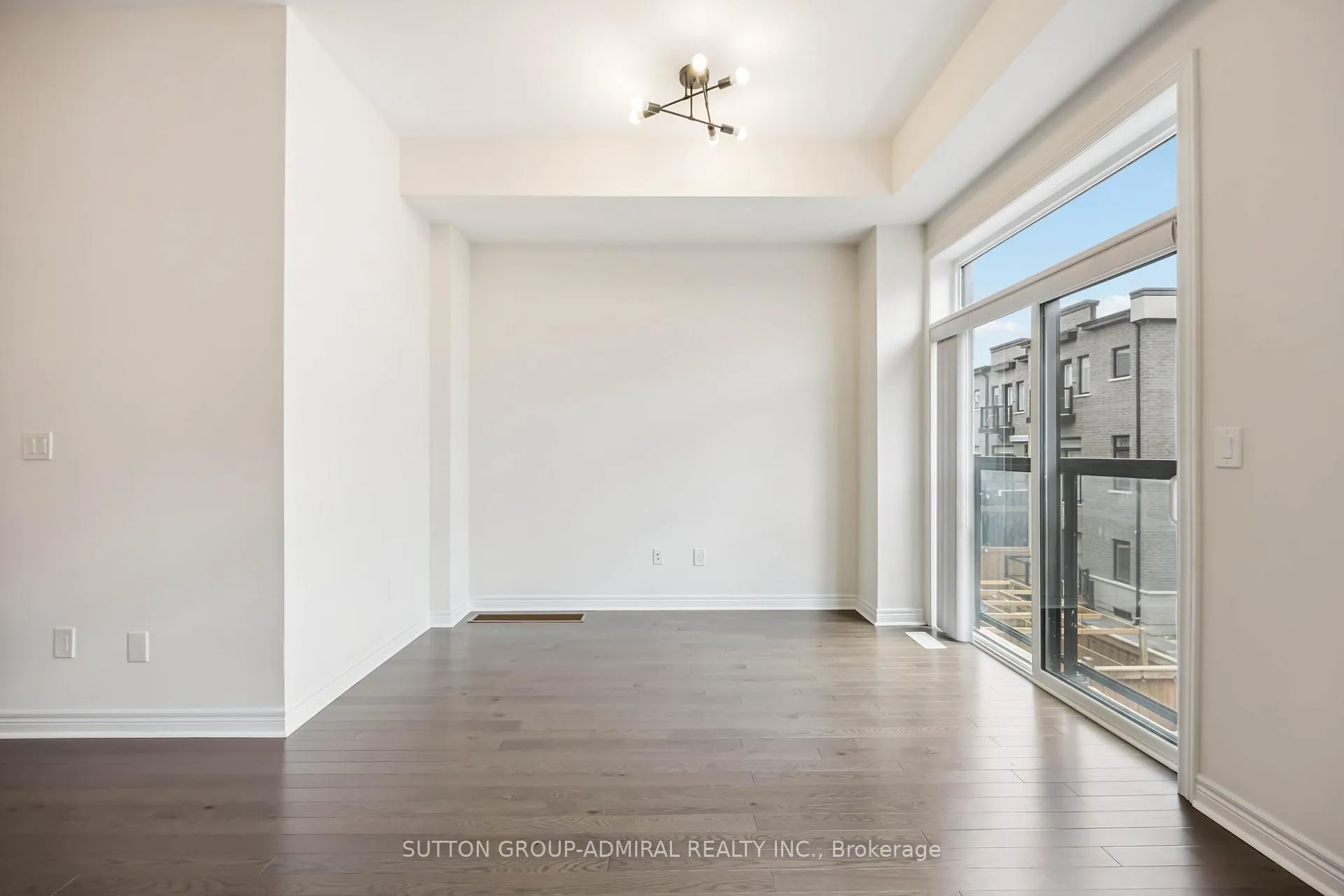 Photo 13 of 107 Lebovic Campus Drive, Vaughan, Patterson — HOMEH