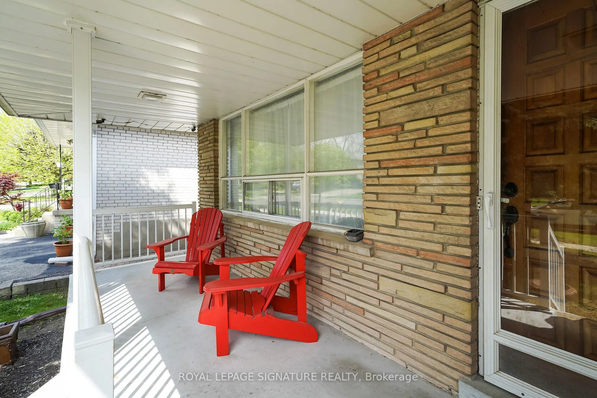Photo 3 of 22 Hamptonbrook Drive, Etobicoke, Willowridge-Martingrove-Richview — HOMEH