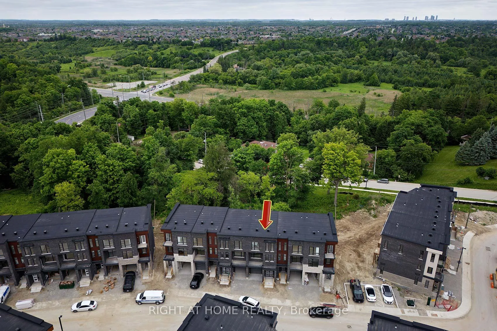 Photo 1 of 19 Paradox Street, Vaughan, Elder Mills — HOMEH
