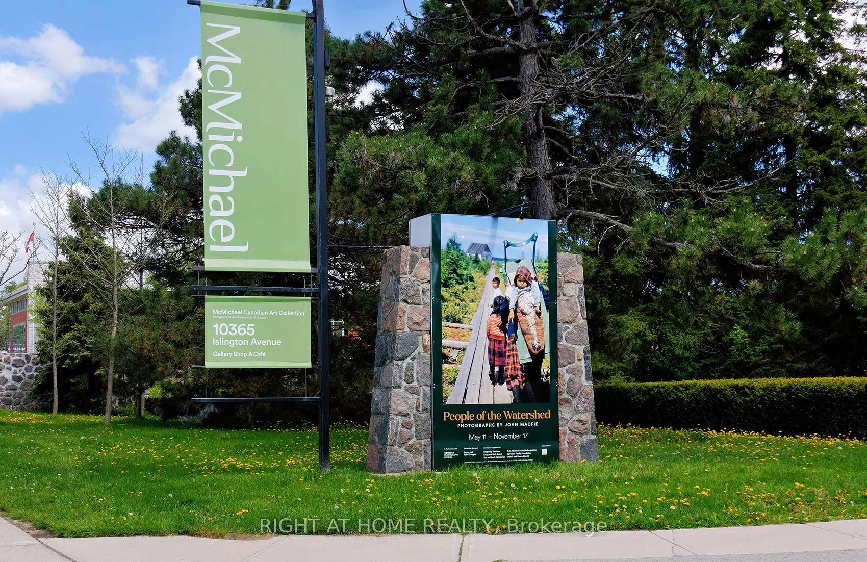 Photo 34 of 19 Paradox Street, Vaughan, Elder Mills — HOMEH