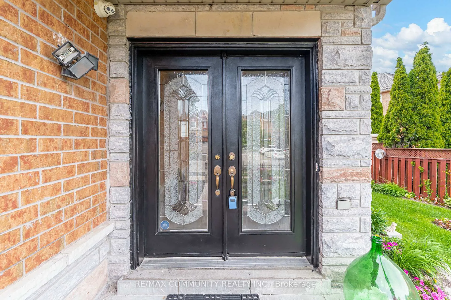 Photo 6 of 96 Cindy Nicholas Drive, Scarborough, Morningside — HOMEH
