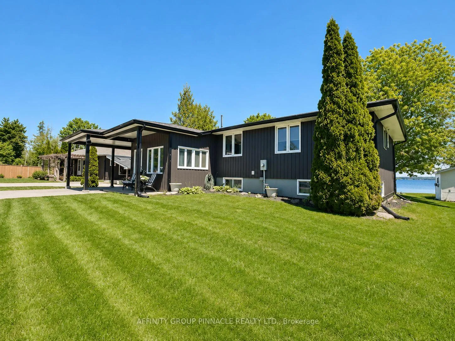 Photo 5 of 47 Alton Road, Kawartha Lakes, Fenelon — HOMEH