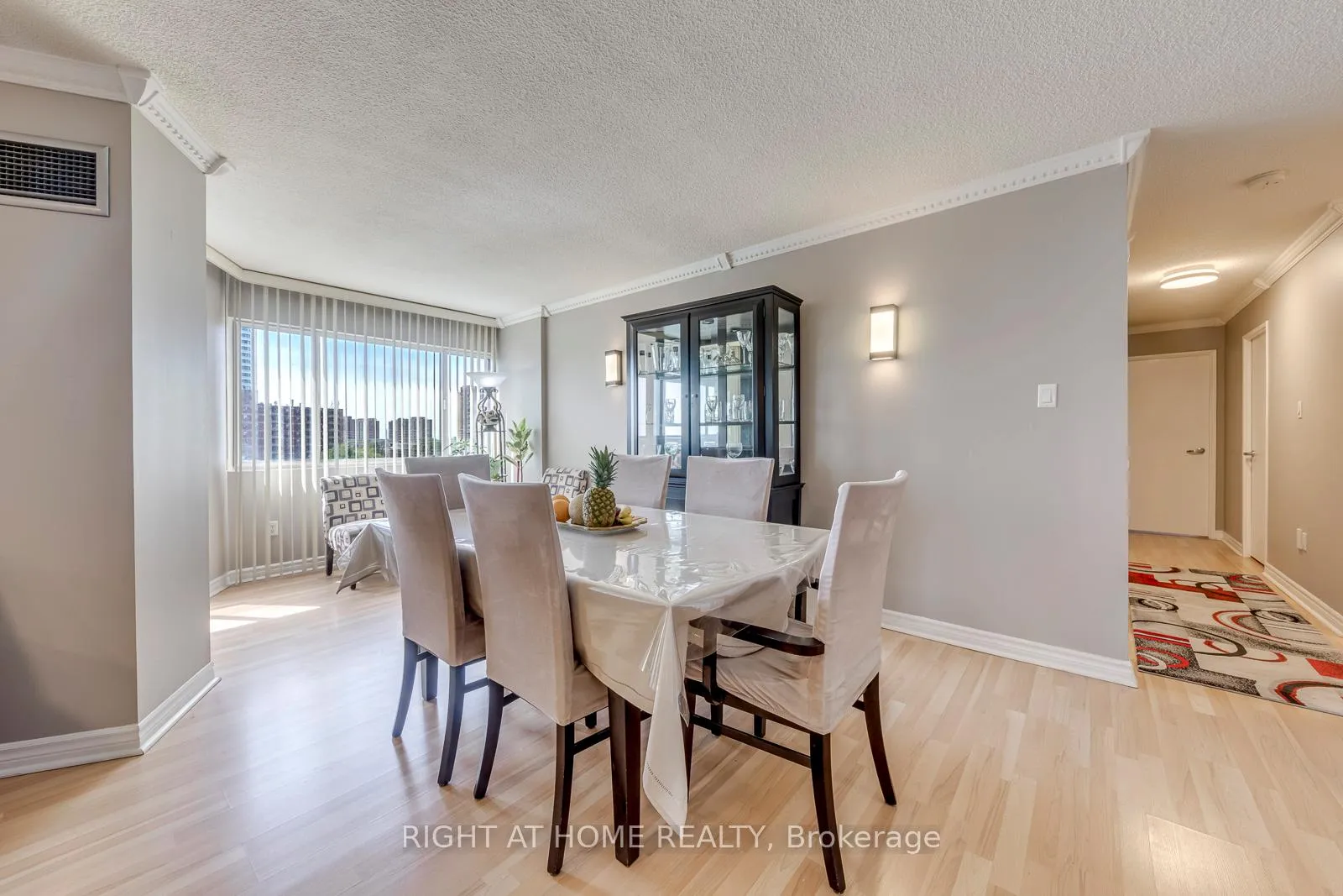 Photo 14 of Unit 607, 50 Elm Drive E, Mississauga, Mississauga Valleys — HOMEH