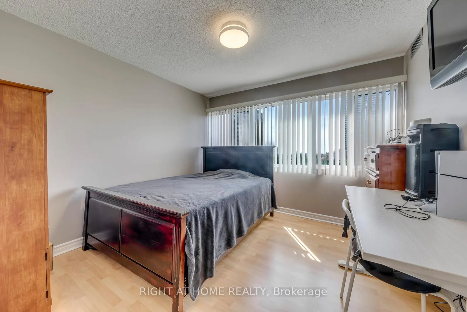 Photo 29 of Unit 607, 50 Elm Drive E, Mississauga, Mississauga Valleys — HOMEH