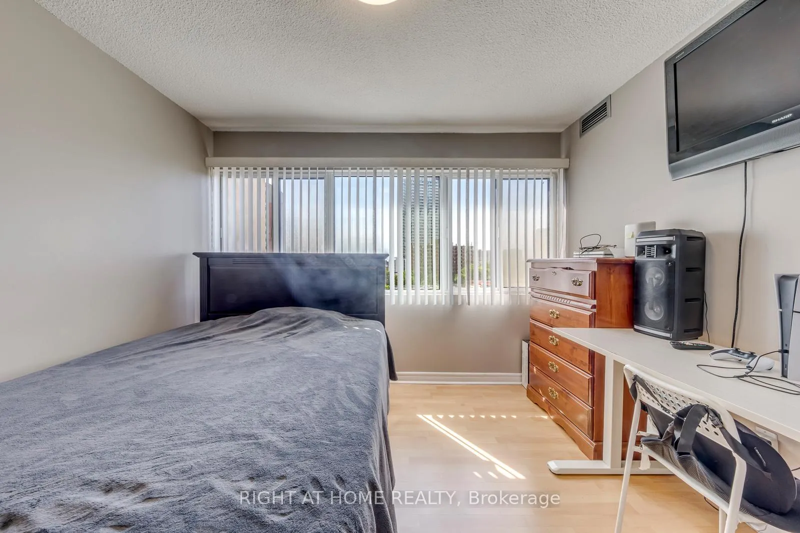 Photo 30 of Unit 607, 50 Elm Drive E, Mississauga, Mississauga Valleys — HOMEH