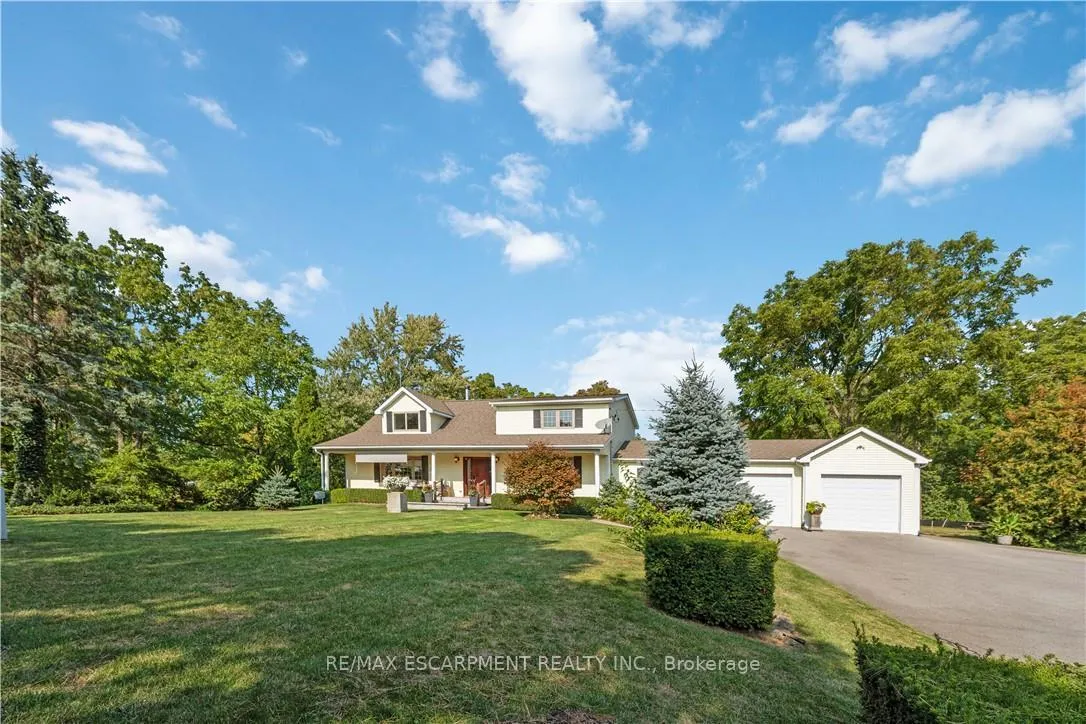 Photo 2 of 493 Ridge Road E, Grimsby, Grimsby Escarpment — HOMEH