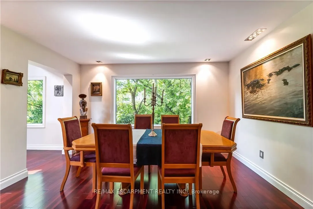Photo 14 of 493 Ridge Road E, Grimsby, Grimsby Escarpment — HOMEH