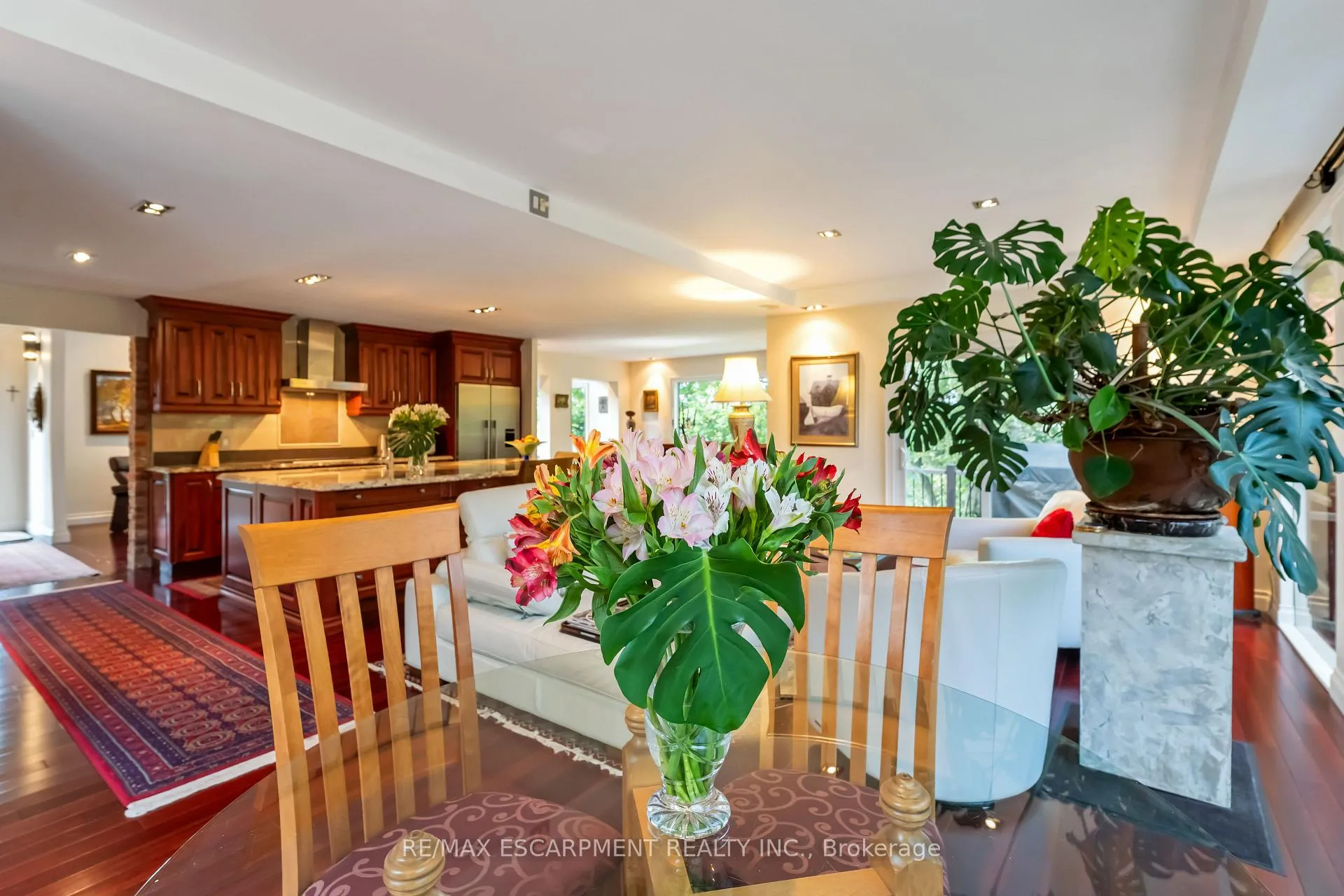 Photo 22 of 493 Ridge Road E, Grimsby, Grimsby Escarpment — HOMEH