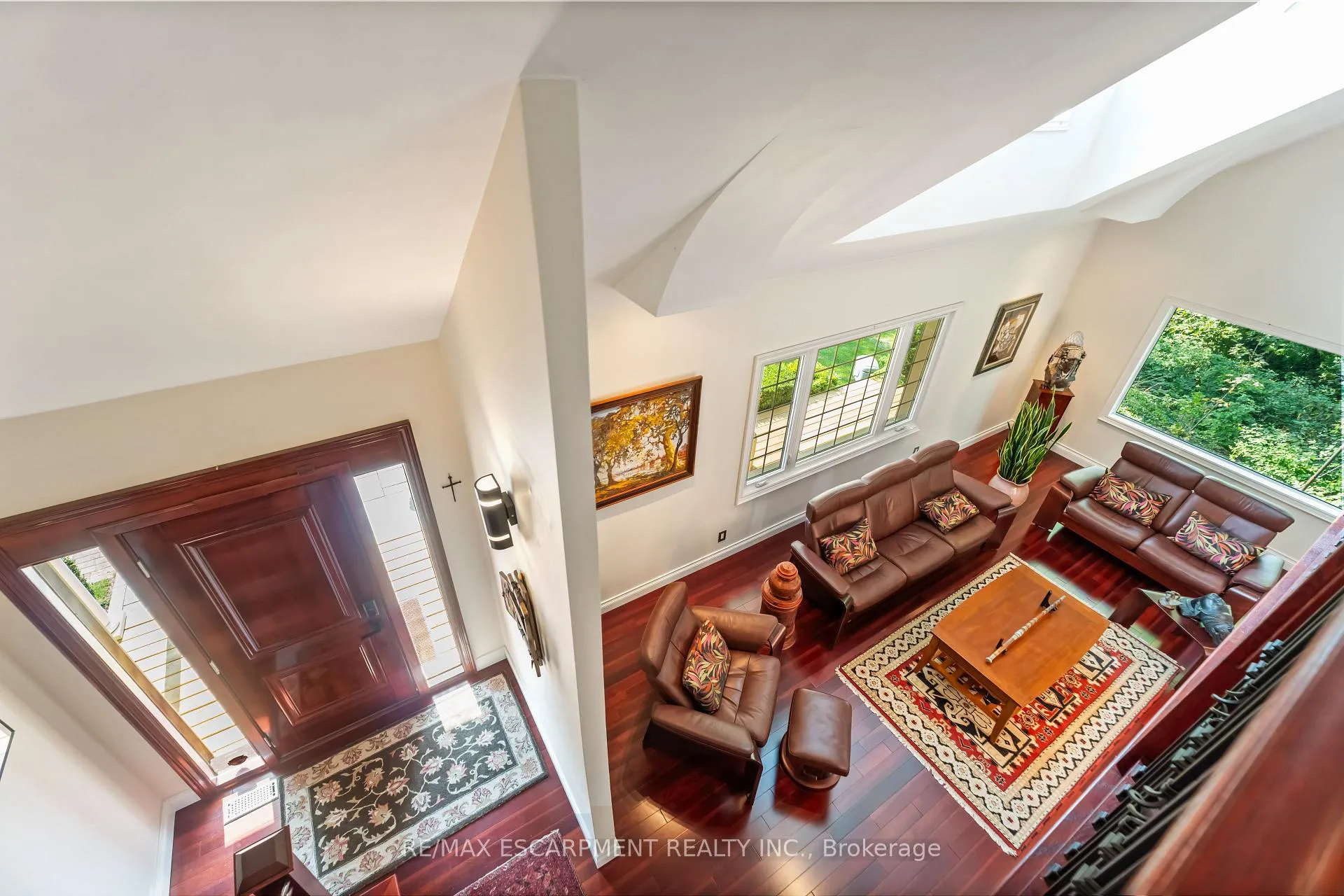 Photo 27 of 493 Ridge Road E, Grimsby, Grimsby Escarpment — HOMEH