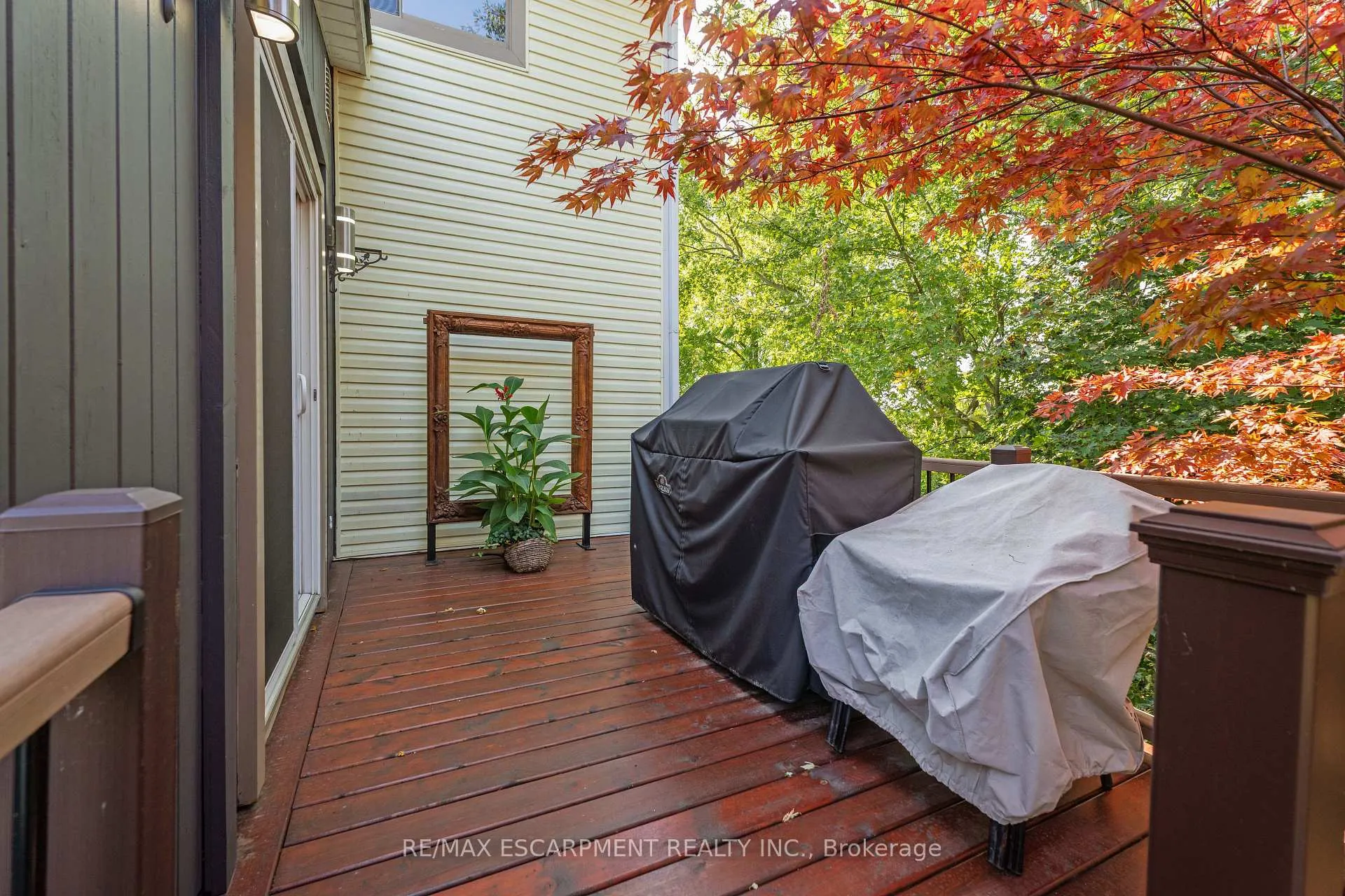 Photo 36 of 493 Ridge Road E, Grimsby, Grimsby Escarpment — HOMEH